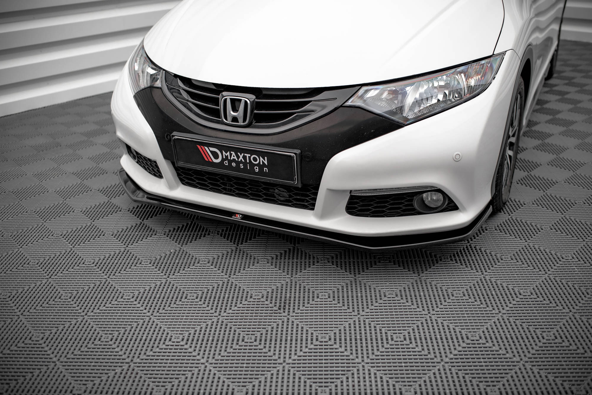Street+ Spoilerlippe Front Ansatz V.1 passend für Honda Civic Mk9 schwarz Hochglanz
