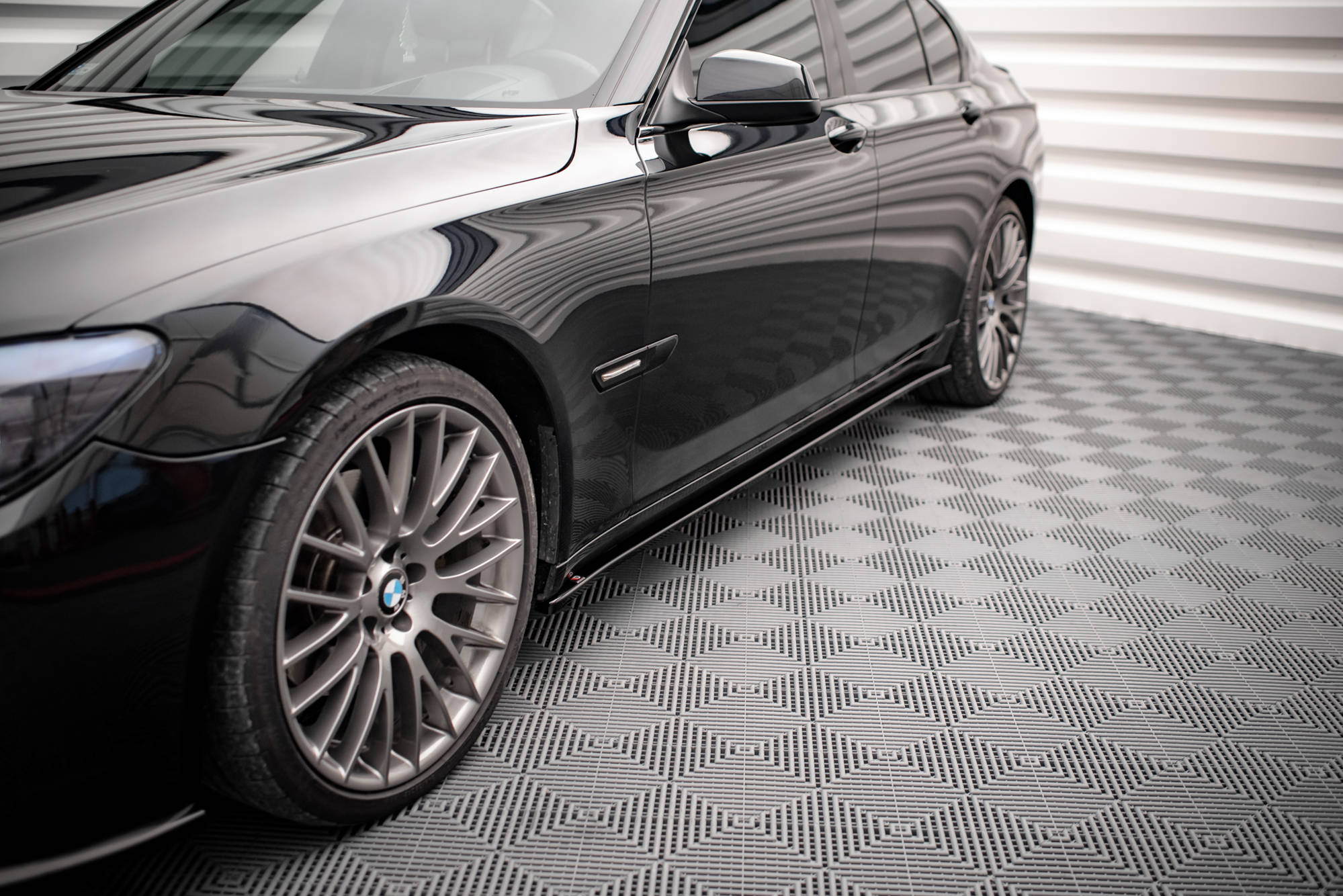 Street+ Seitenschweller Leisten passend für BMW 7 M-Paket F01 schwarz Hochglanz