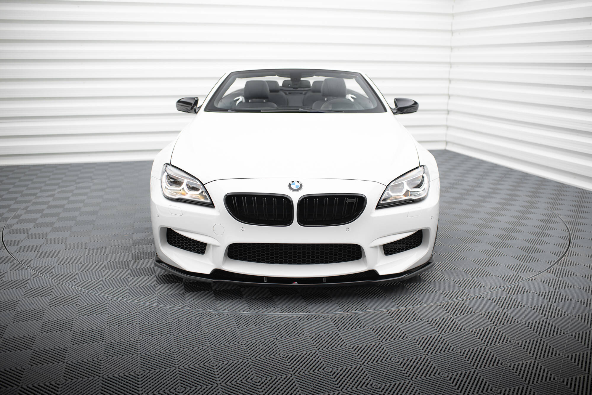 Front Ansatz V.1 für BMW M6 Gran Coupe / Coupe / Cabriolet F06 / F13 / F12 schwarz Hochglanz