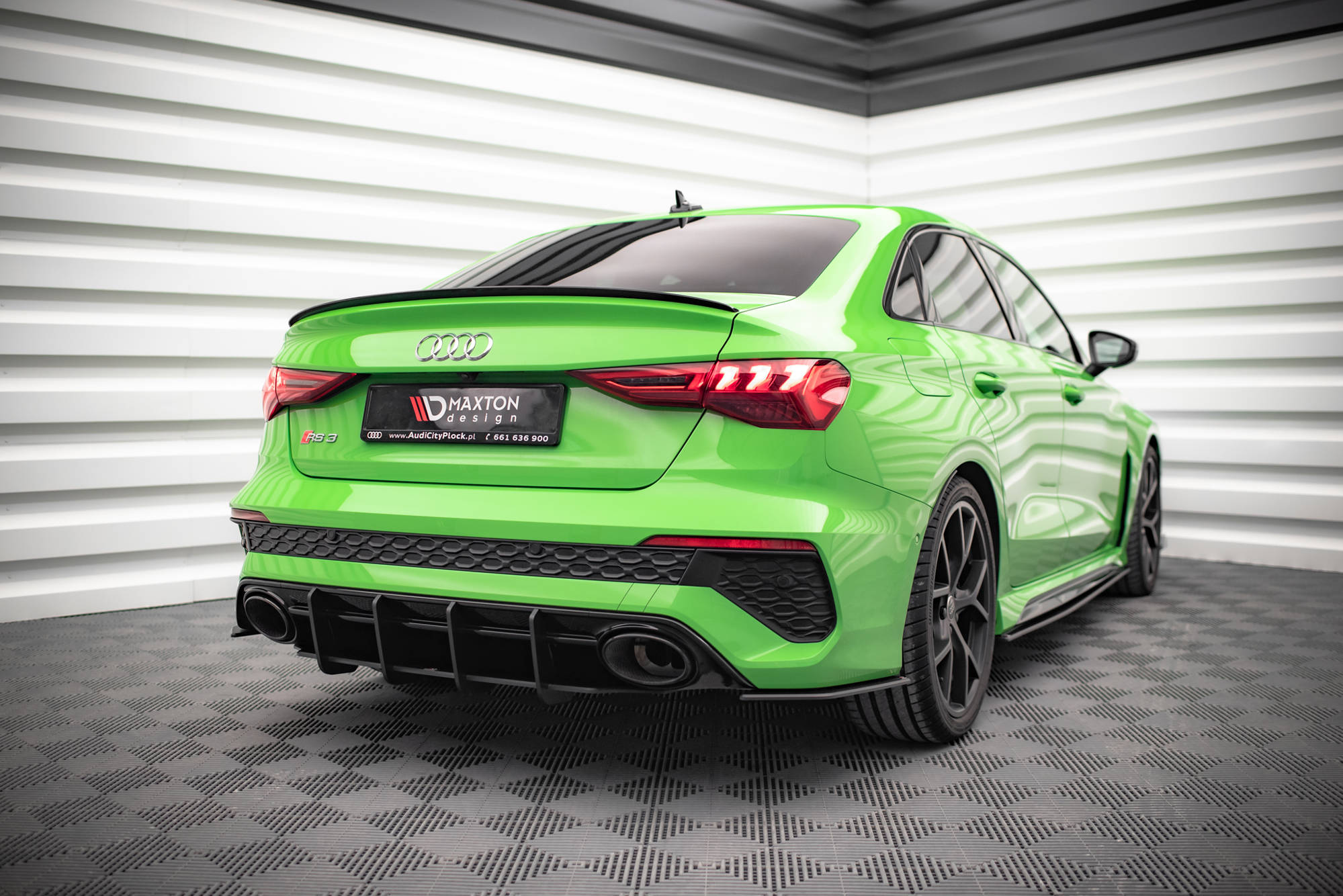 Street Pro Heckschürze Heck Ansatz Diffusor passend für Audi RS3 Limousine 8Y rot