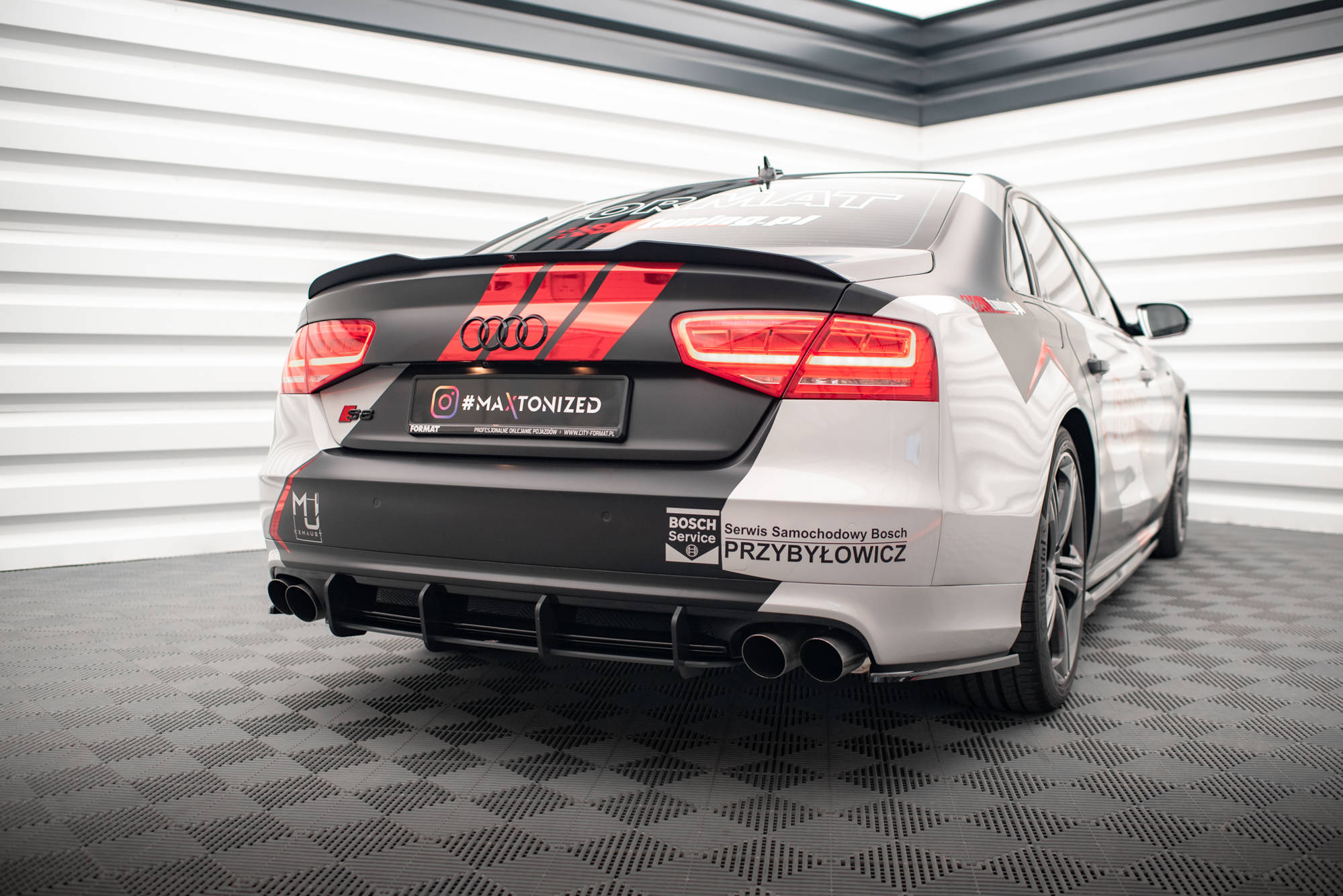 Street Pro Heckschürze Heck Ansatz Diffusor passend für Audi S8 D4 rot