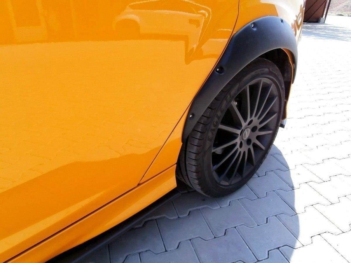 Kotflügelverlängerung Ford Focus ST Mk3 schwarz Hochglanz