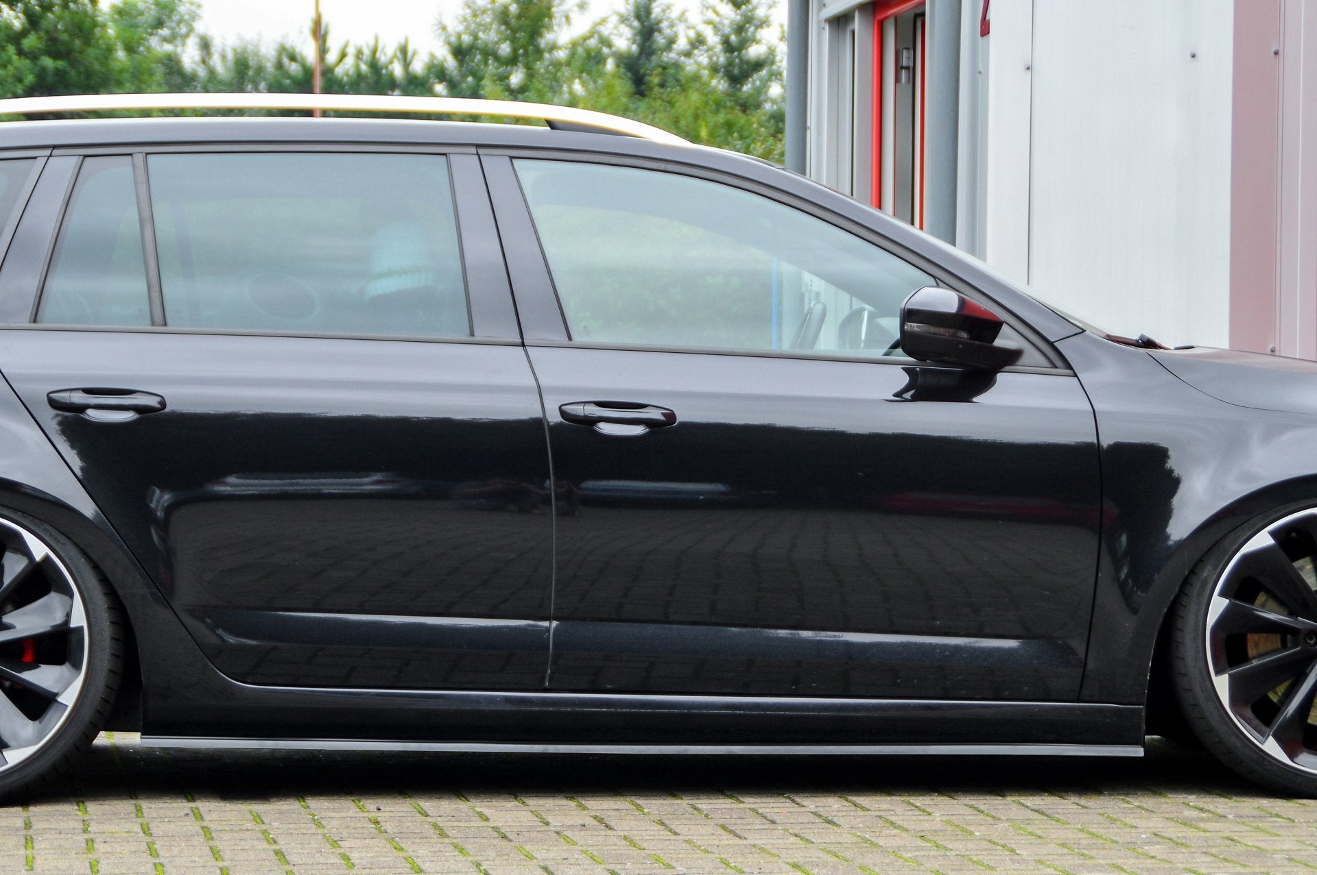 Bodykit für Skoda Octavia RS 5E Bj.2012-2016 (Schwarz Matt)