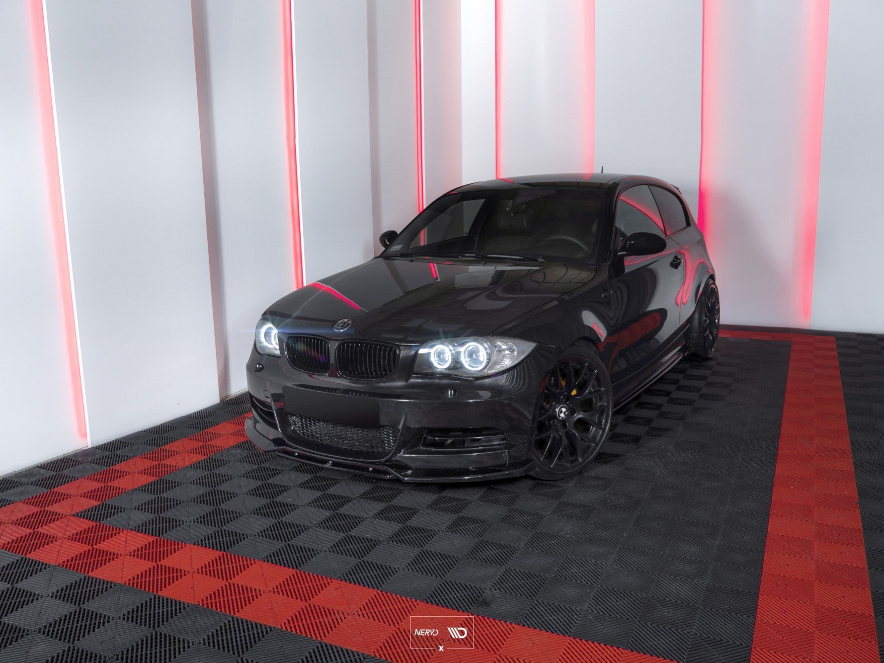 Seitenschweller Ansatz für BMW 1er E81 / E87 Facelift schwarz Hochglanz