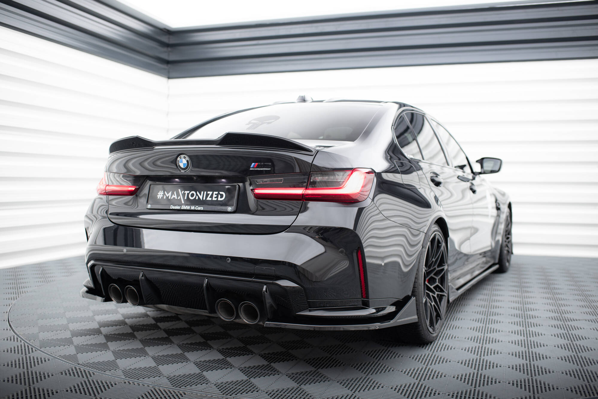 Street+ Heck Ansatz Flaps V.3 passend für BMW M3 Limousine / Touring G80 / G81 schwarz Hochglanz