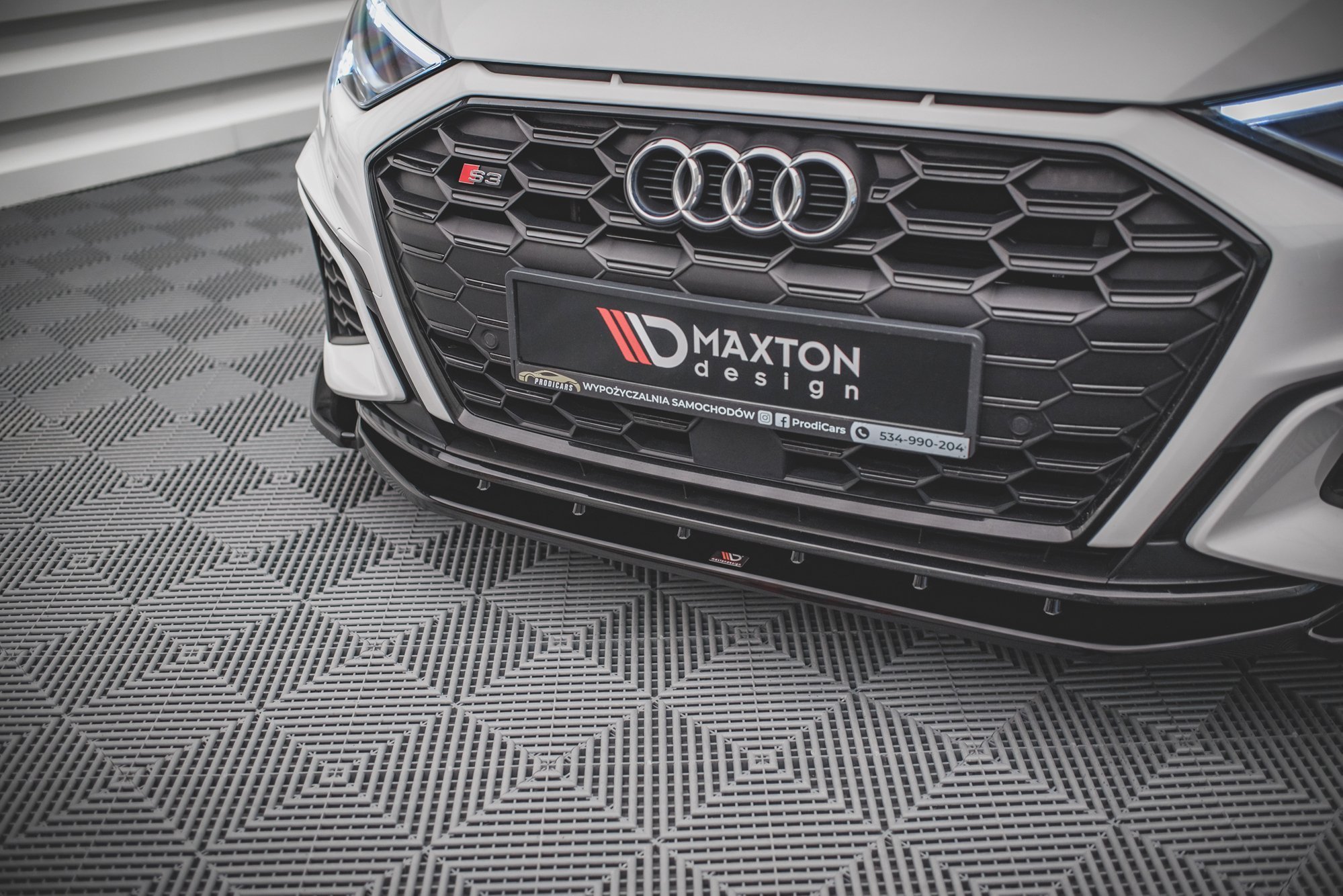 Street+ Spoilerlippe Front Ansatz V.4 passend für Audi S3 / A3 S-Line 8Y schwarz Hochglanz