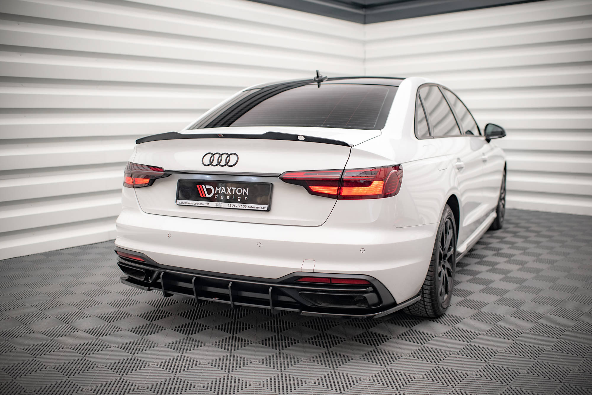 Street Pro Heckschürze Heck Ansatz Diffusor passend für Audi A4 B9 FL