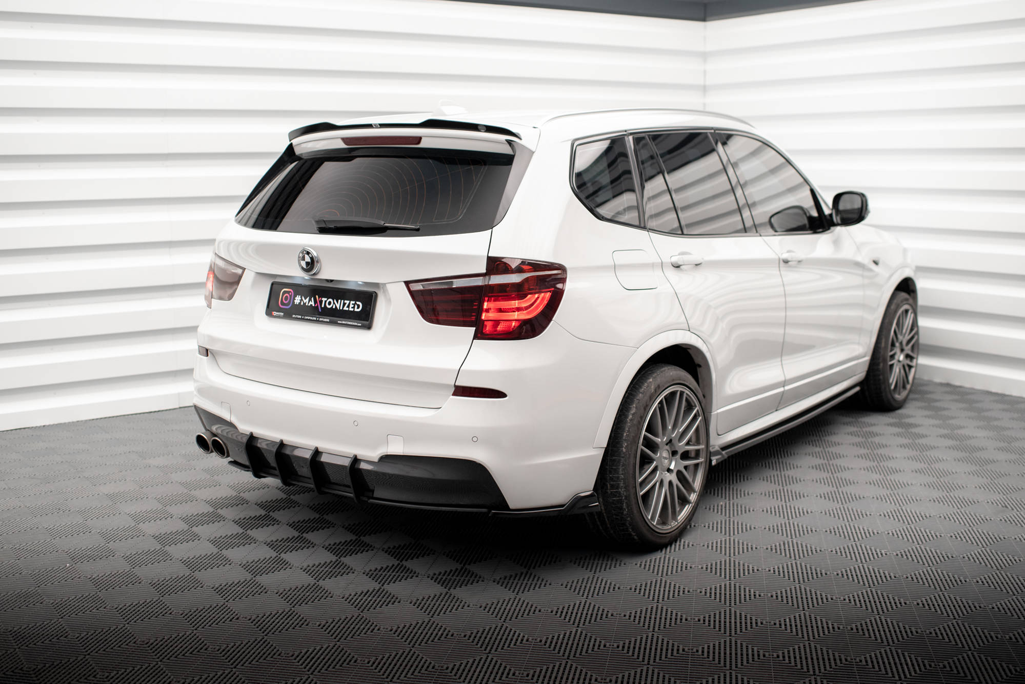 Street Pro Heckschürze Heck Ansatz Diffusor passend für BMW X3 M-Paket F25 rot