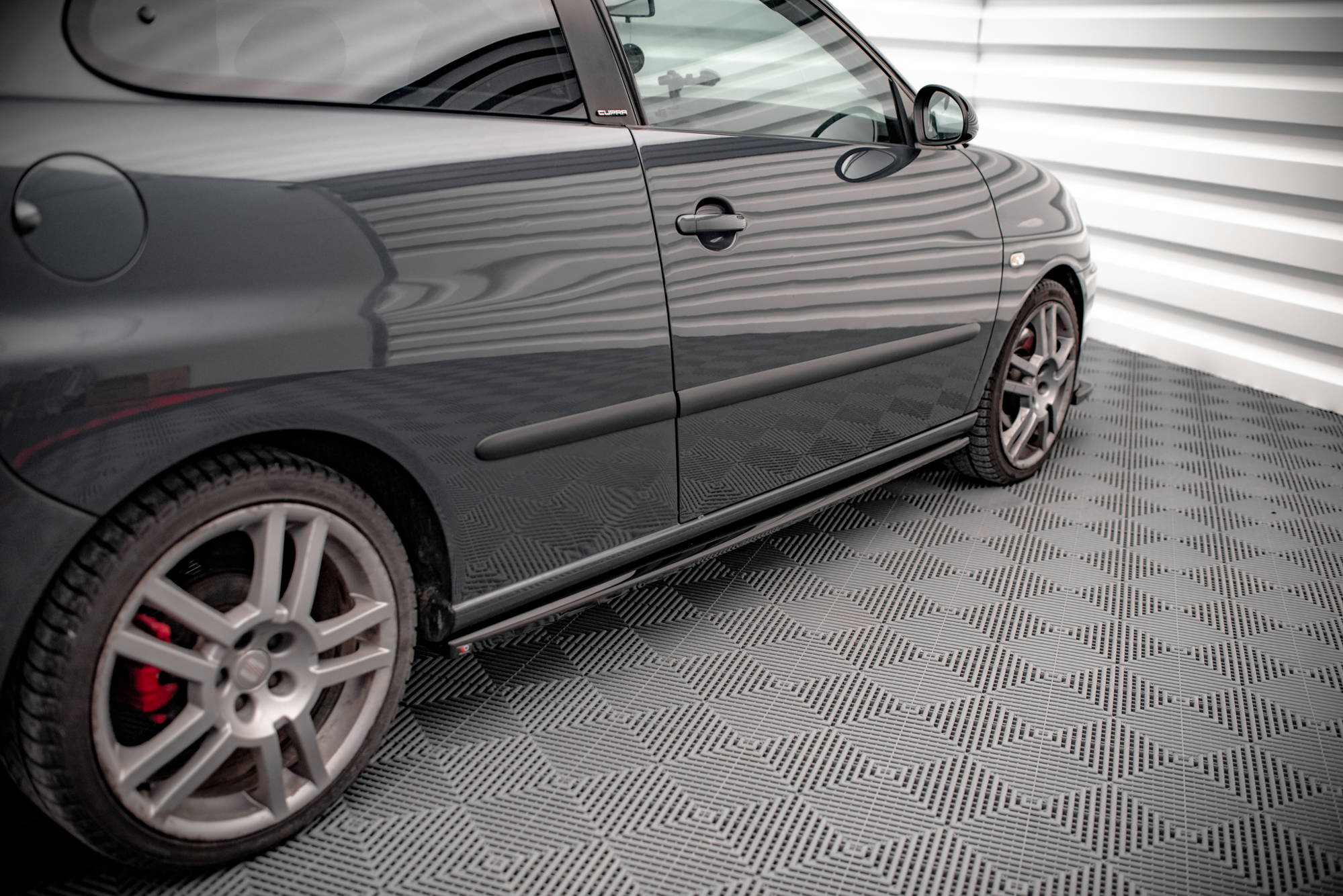Street+ Seitenschweller Leisten passend für Seat Ibiza CUPRA Mk3 schwarz Hochglanz