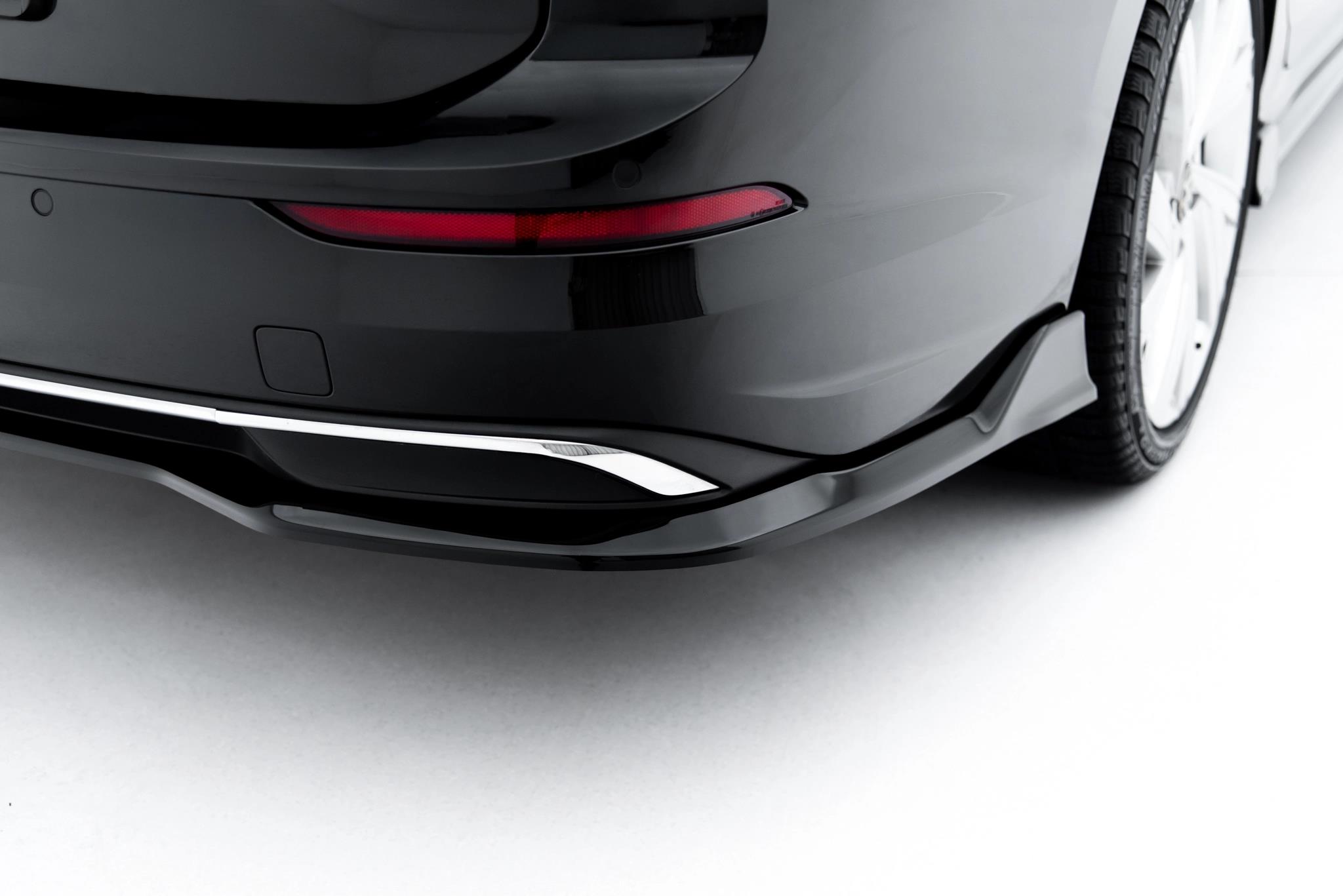 Heckansatz VW Golf Variant Mk8 Facelift schwarz Hochglanz