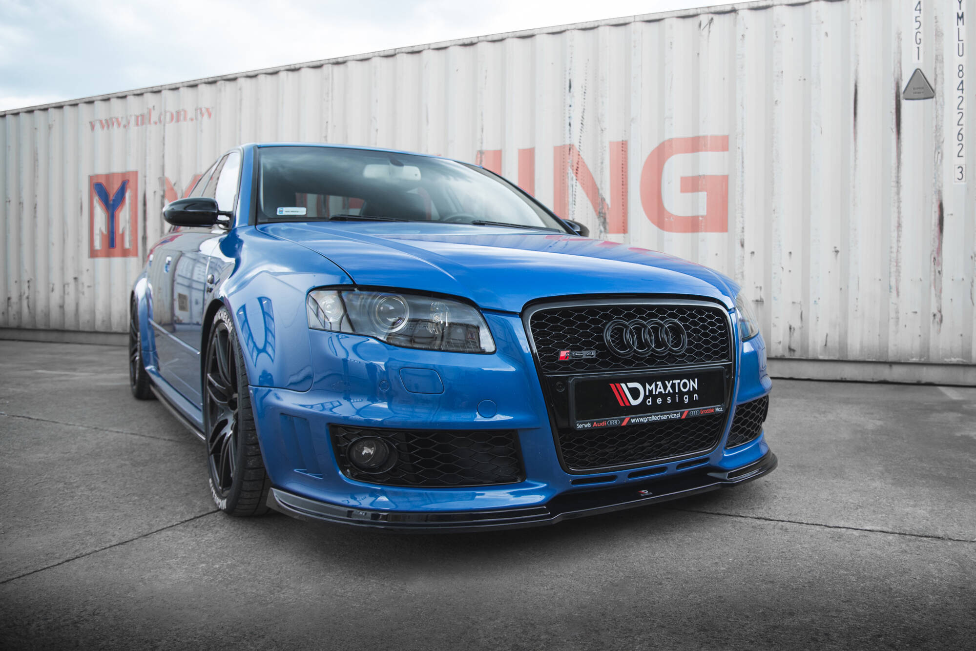 Front Ansatz V.1 für Audi RS4 B7 schwarz Hochglanz