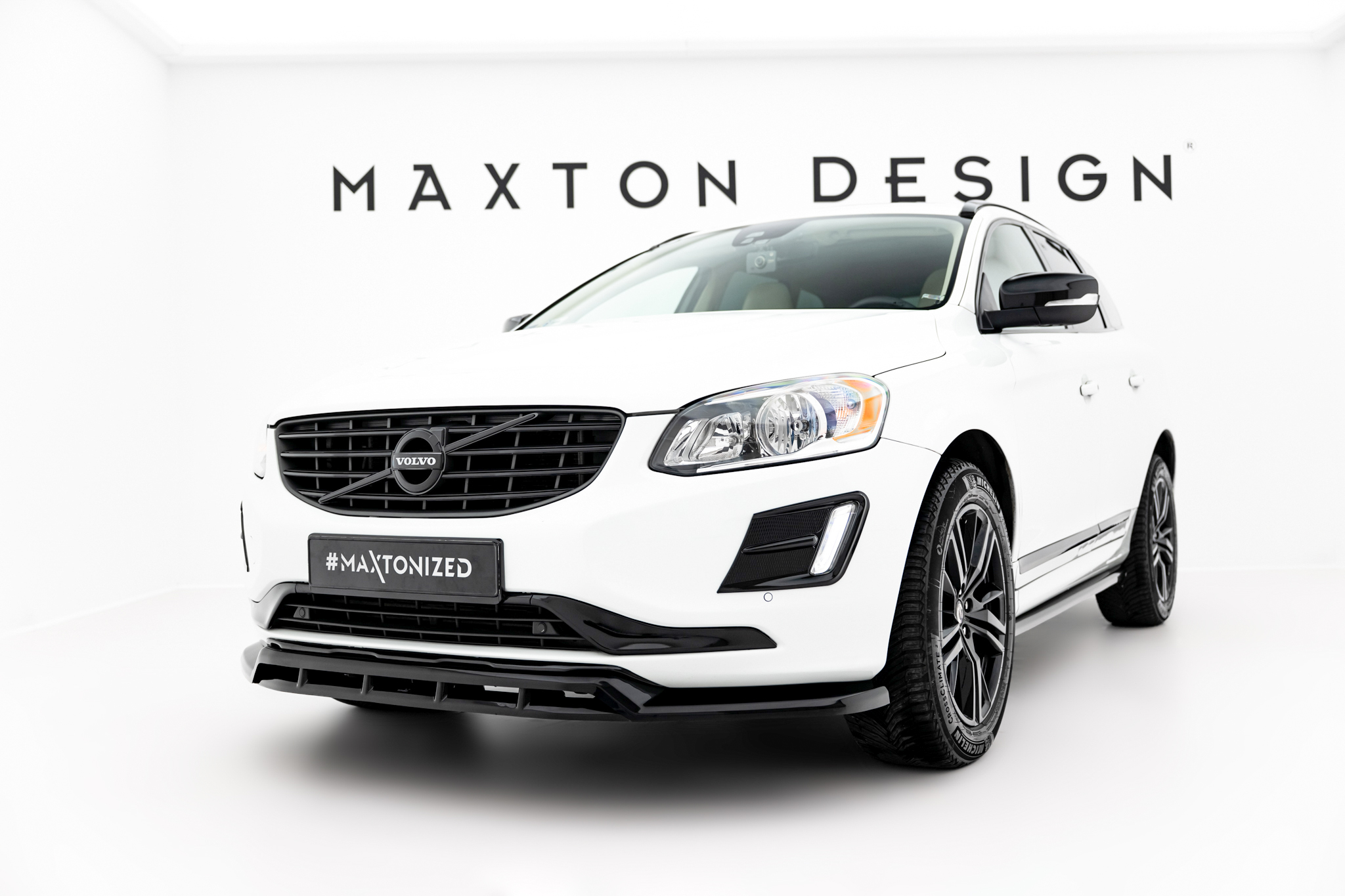 Street+ Spoilerlippe Front Ansatz passend für Volvo XC60 Mk1 FL schwarz Hochglanz