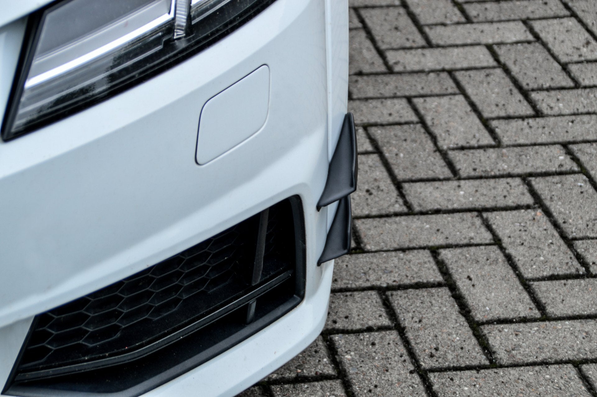 Spoilerflaps aus ABS für Audi TT+TTS 8S S-Line (Schwarz Matt)