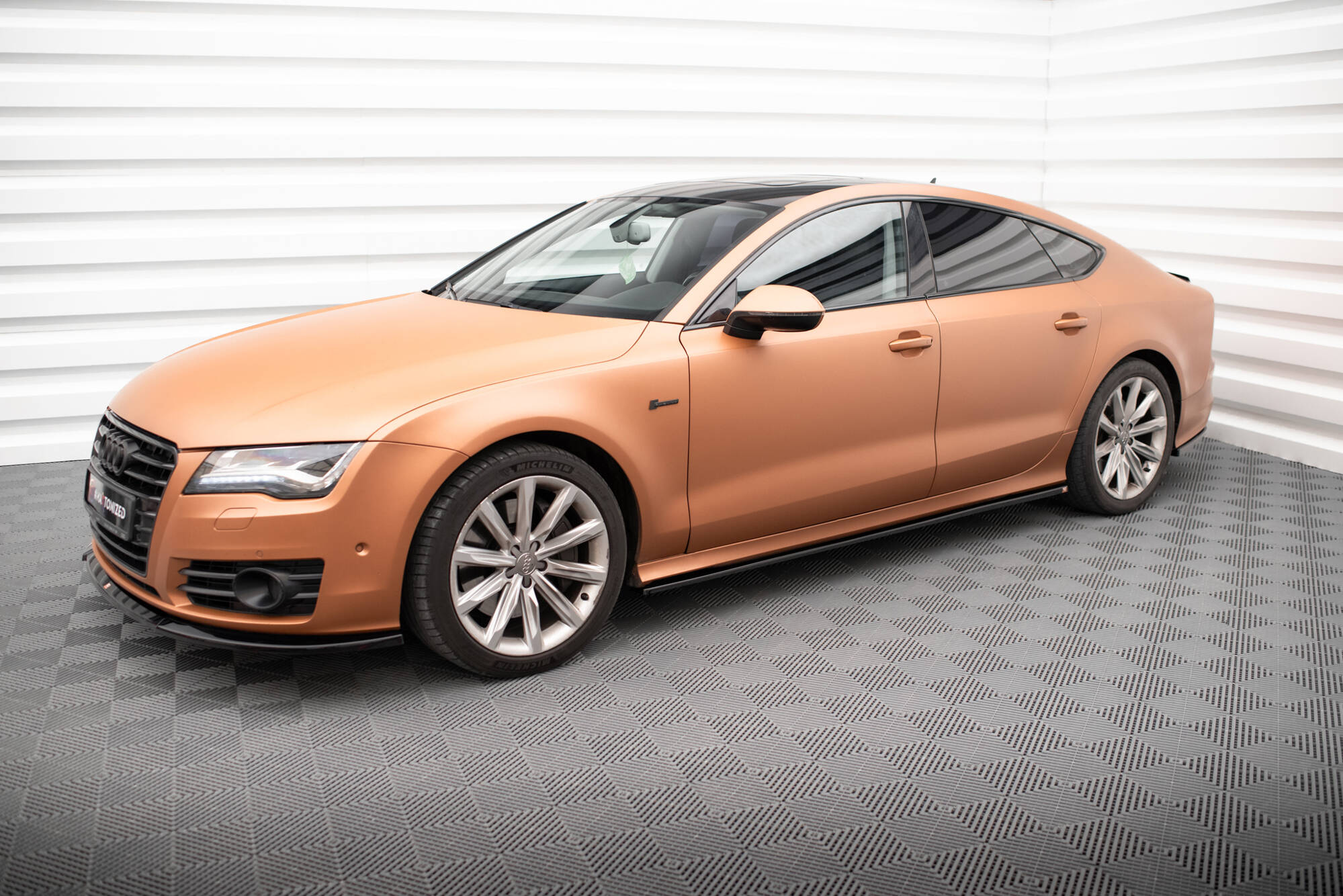 Street+ Seitenschweller Leisten V.3 passend für Audi A7 S-Line / S7 C7 schwarz Hochglanz