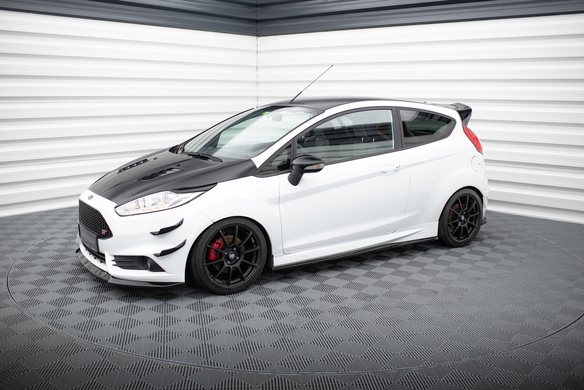 Street+ Seitenschweller Leisten V.4 passend für Ford Fiesta ST / ST-Line Mk7 schwarz Hochglanz