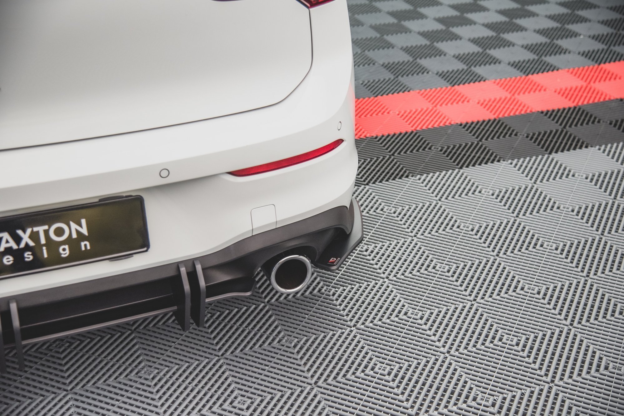 Street Pro Heck Ansatz Flaps passend für VW Golf 8 GTI rot