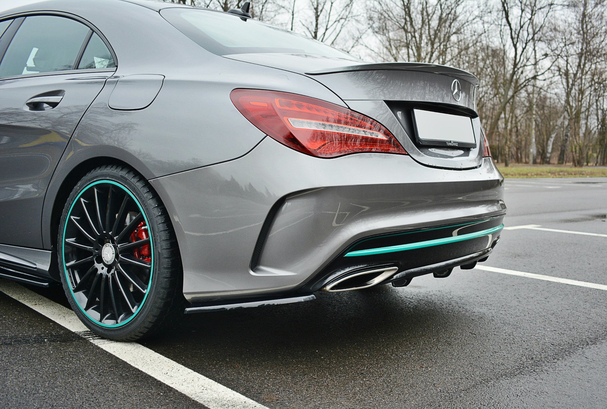 Diffusor Heck Ansatz für Mercedes CLA C117 AMG-LINE FACELIFT schwarz Hochglanz
