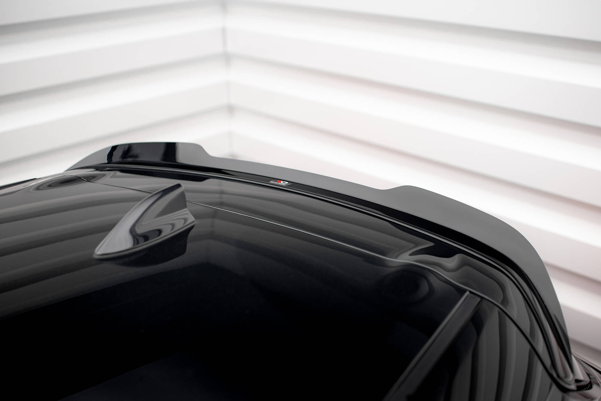 Spoiler CAP für Toyota Corolla XII Hatchback schwarz Hochglanz