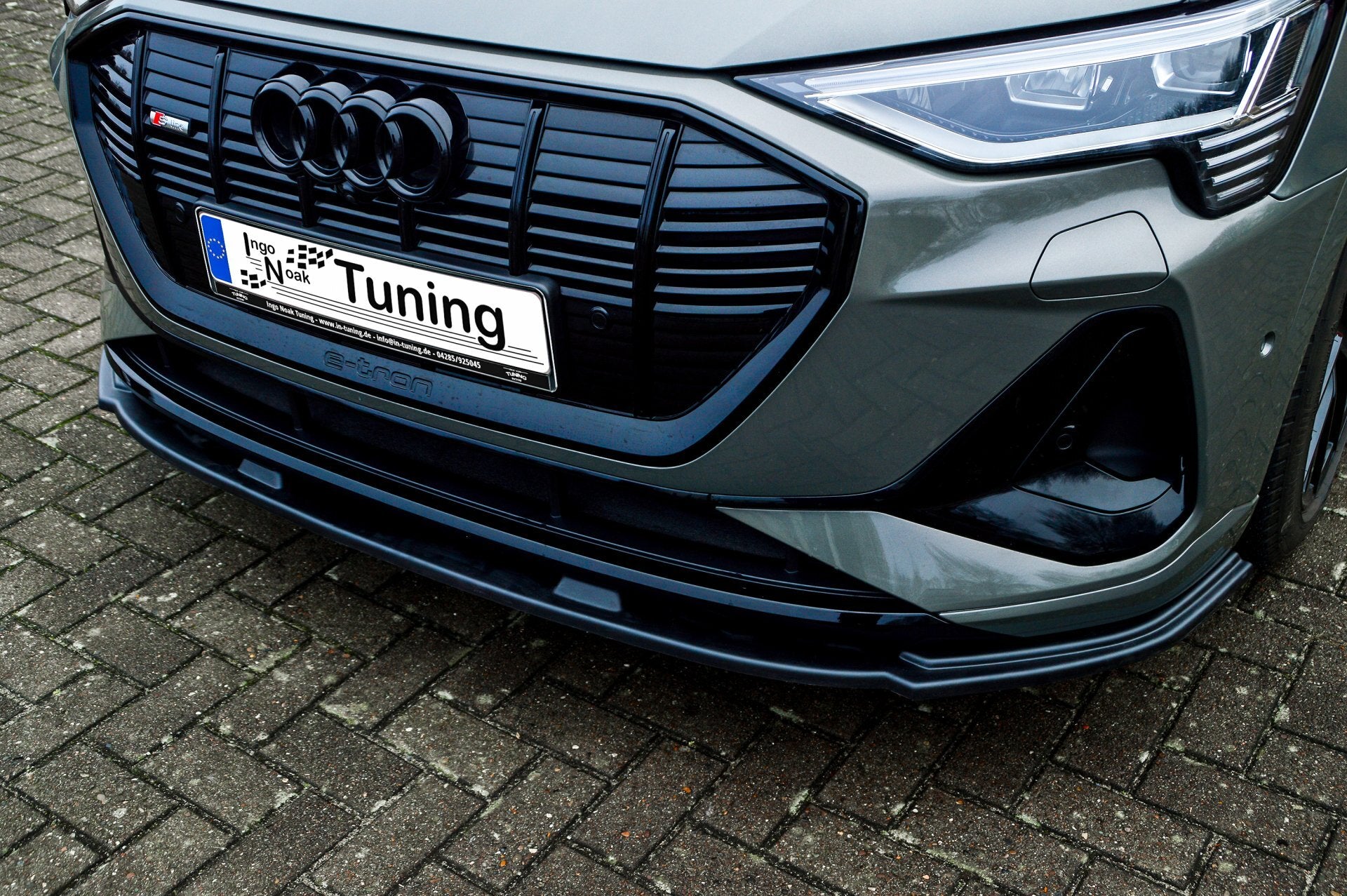 Cup Frontspoilerlippe für Audi E-Tron Quattro +Sportback (Carbon Optik)