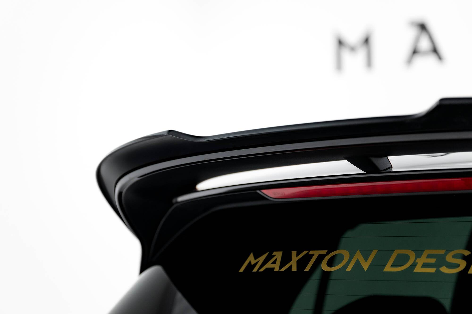 Heck Spoiler Aufsatz Abrisskante V.2 passend für VW Golf R-Performance Hatchback Mk8 FL schwarz Hochglanz