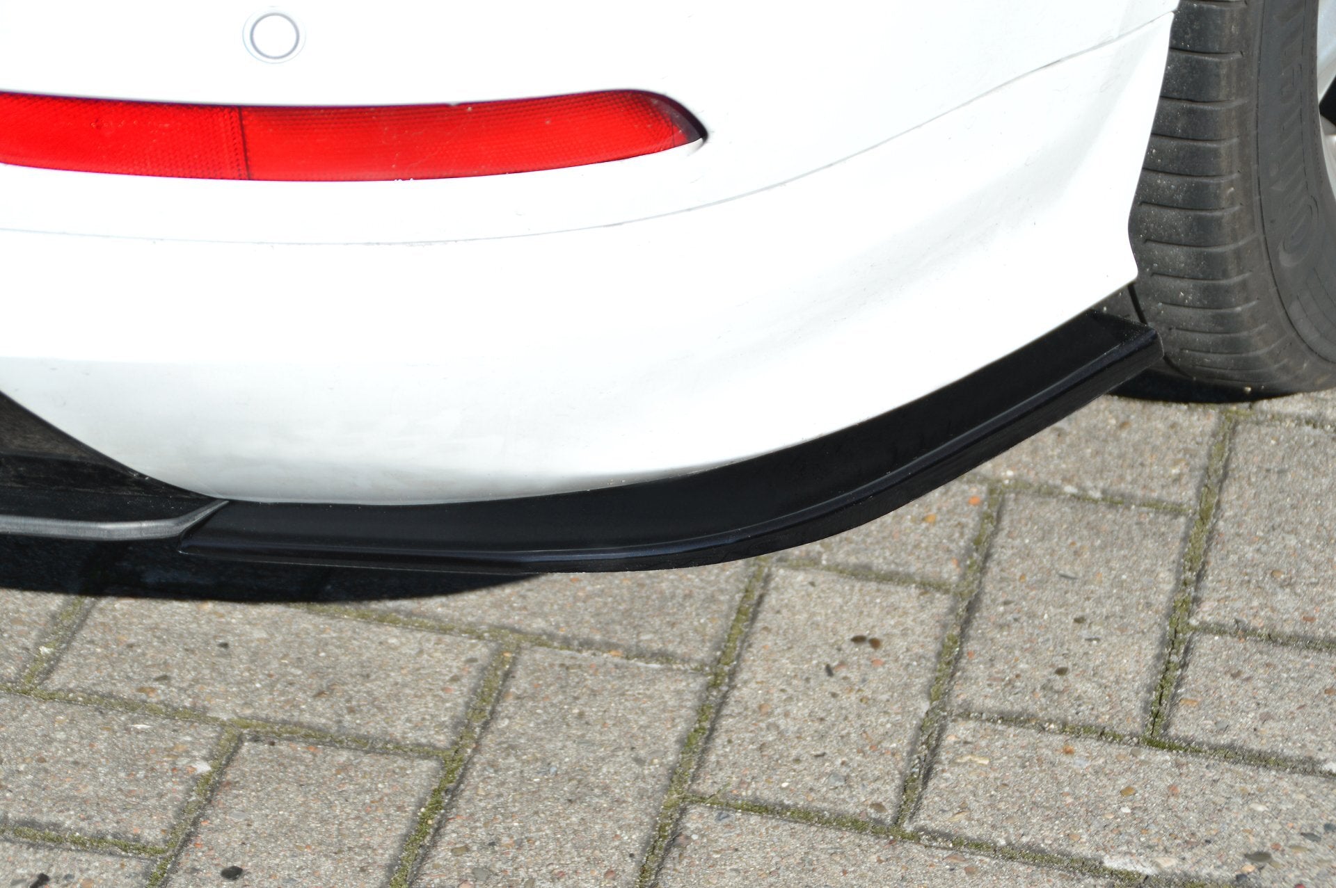 Bodykit für Ford S-MAX 2 ST-Line Bj.2015-2019 (Schwarz Matt)