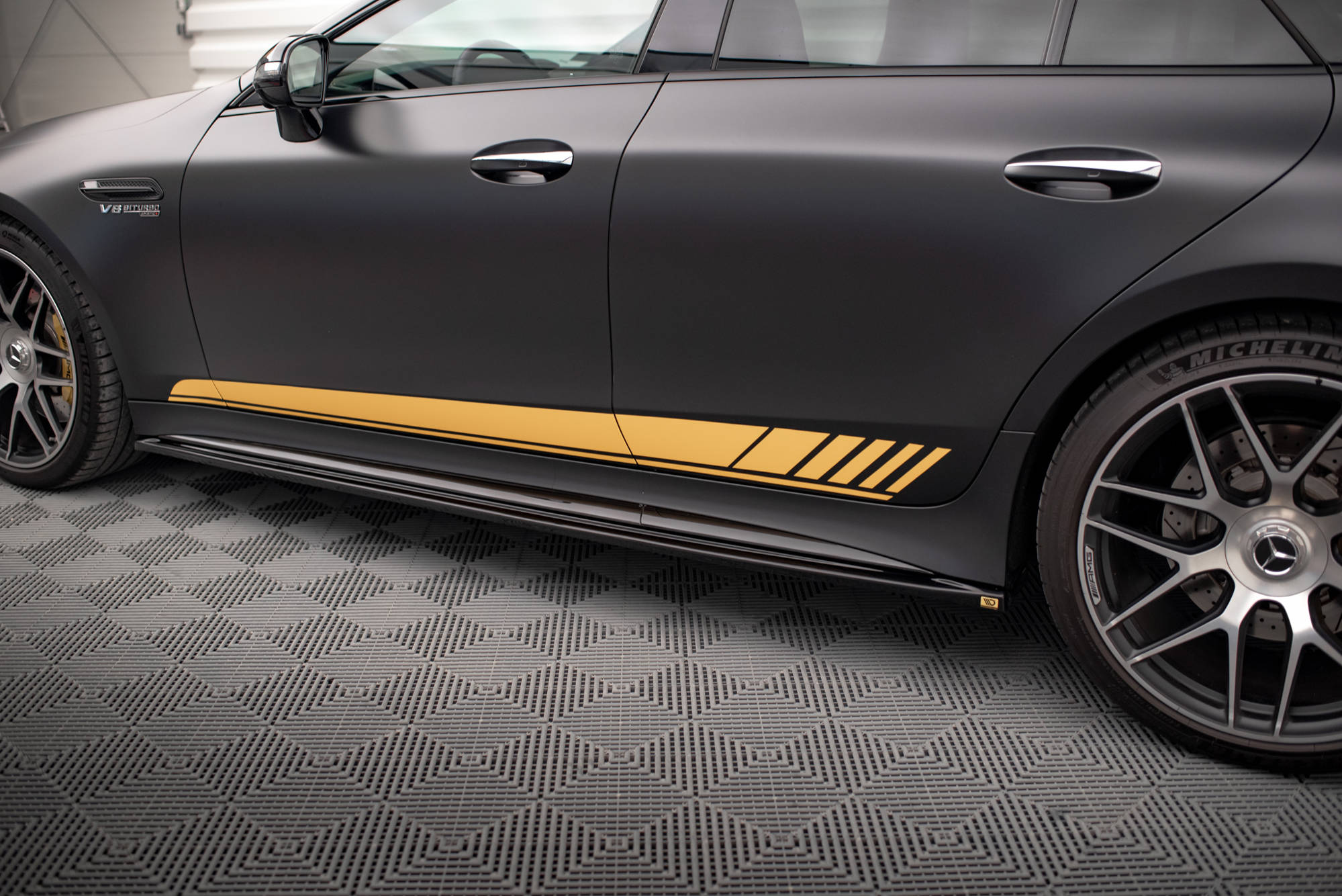 Seitenschweller Ansatz für Mercedes-AMG GT 63S 4-Door Coupe X290 schwarz Hochglanz