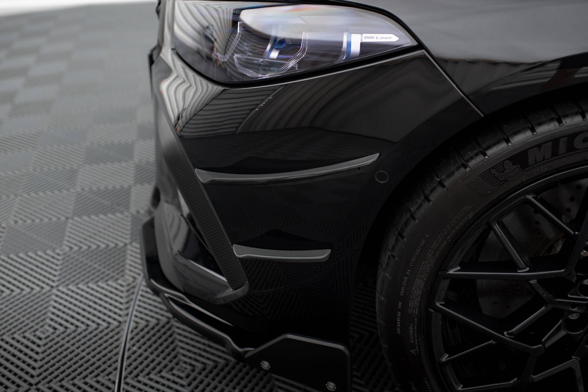 Stoßstangen Flaps Wings vorne Canards passend für BMW M8 Gran Coupe F93 / Coupe F92