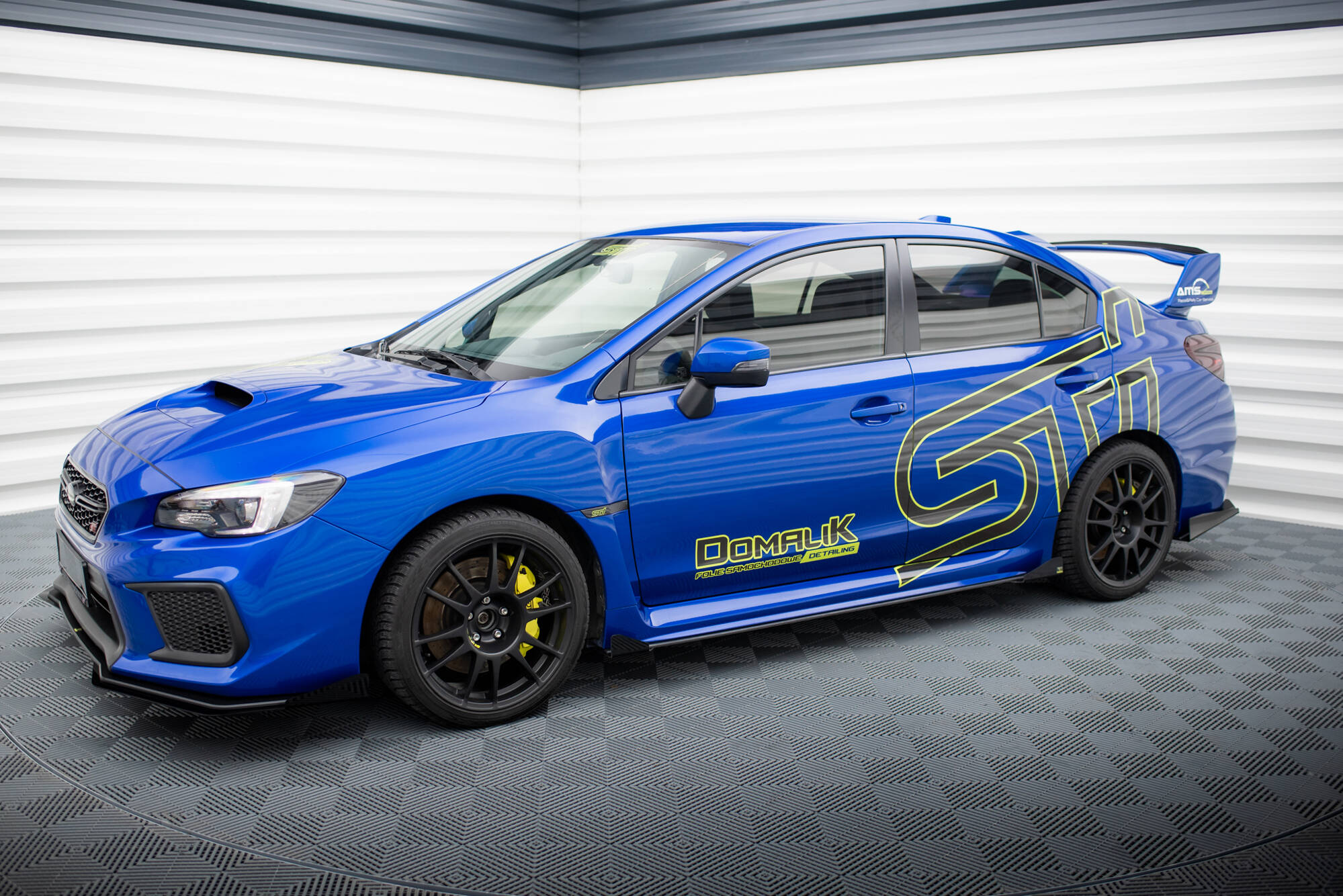 Street Pro Seitenschweller Leisten passend für Subaru WRX STI Mk1 rot+ Hochglanz Flaps