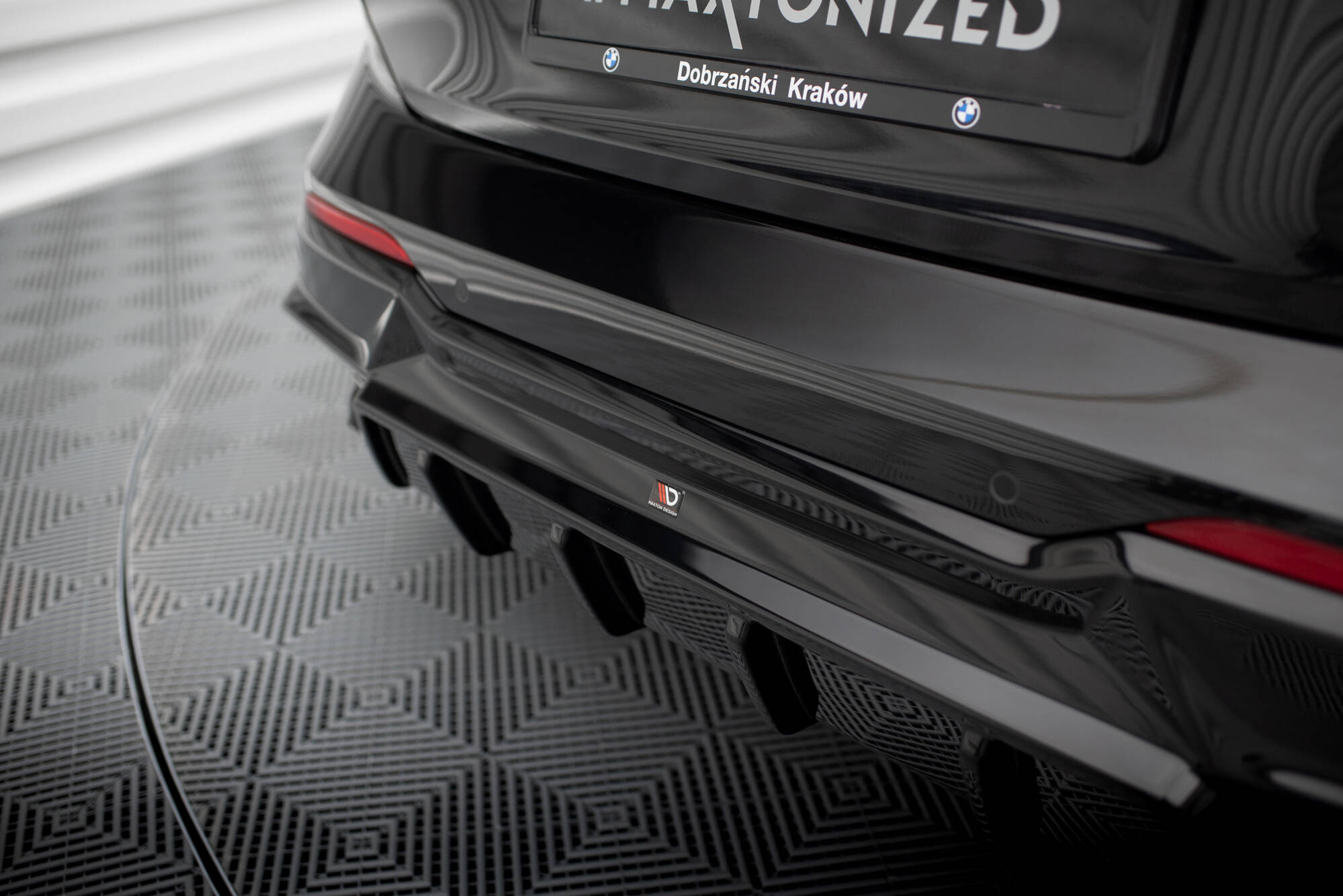 Street+ Heck Ansatz Diffusor passend für BMW 2 G42 schwarz Hochglanz