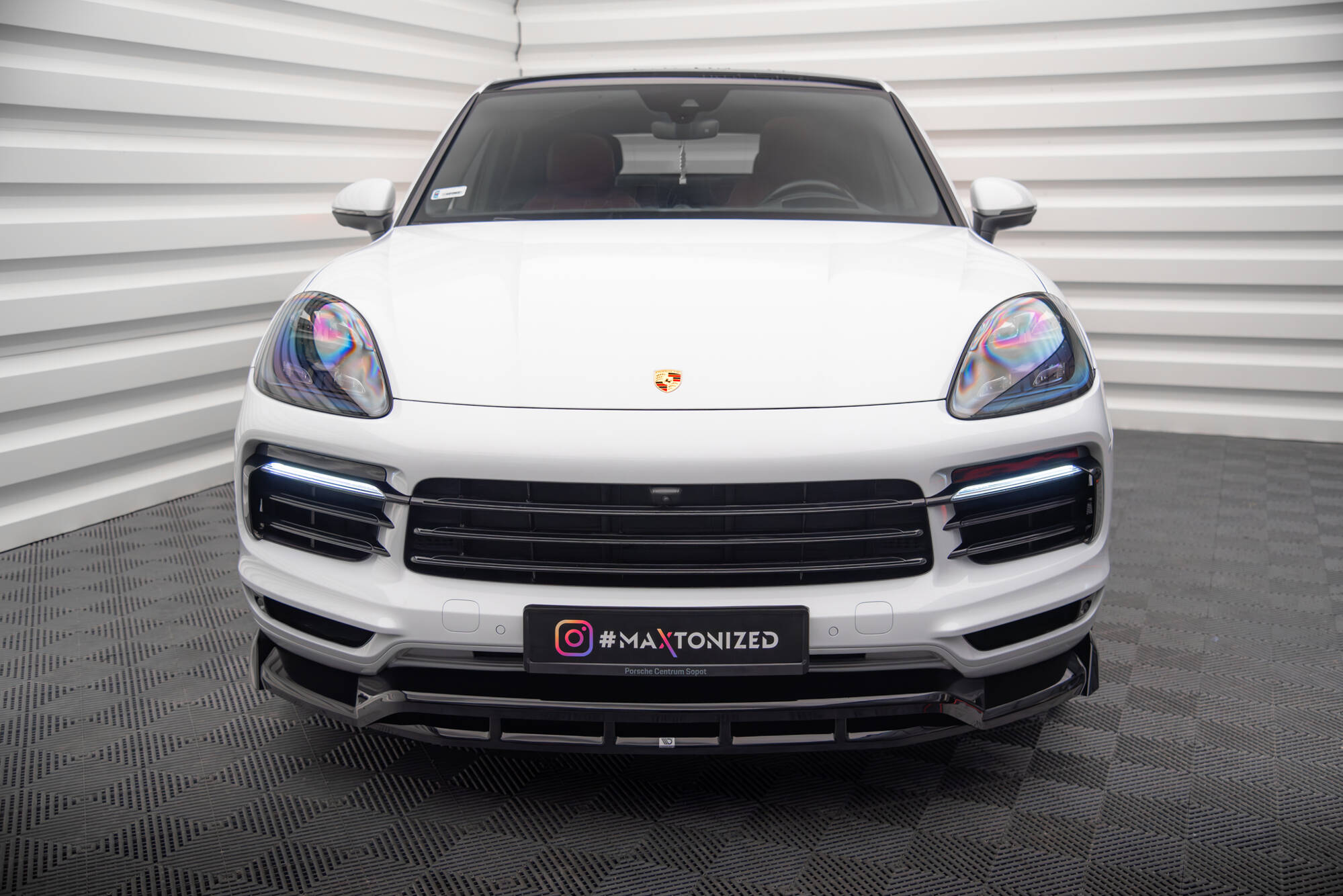 Street+ Spoilerlippe Front Ansatz passend für Porsche Cayenne Coupe / SUV Mk3 schwarz Hochglanz