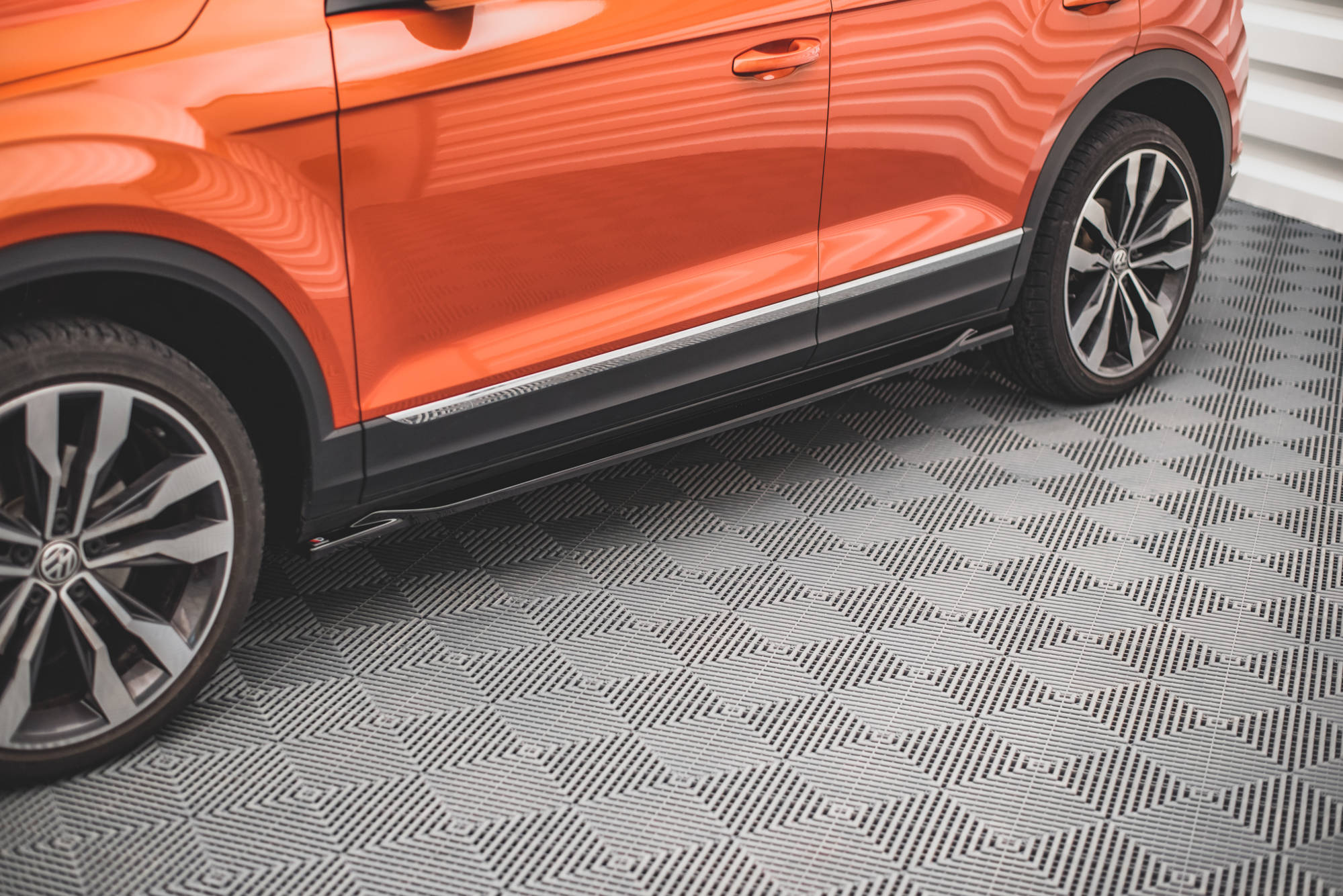 Street+ Seitenschweller Leisten passend für VW T-Roc Mk1 schwarz Hochglanz