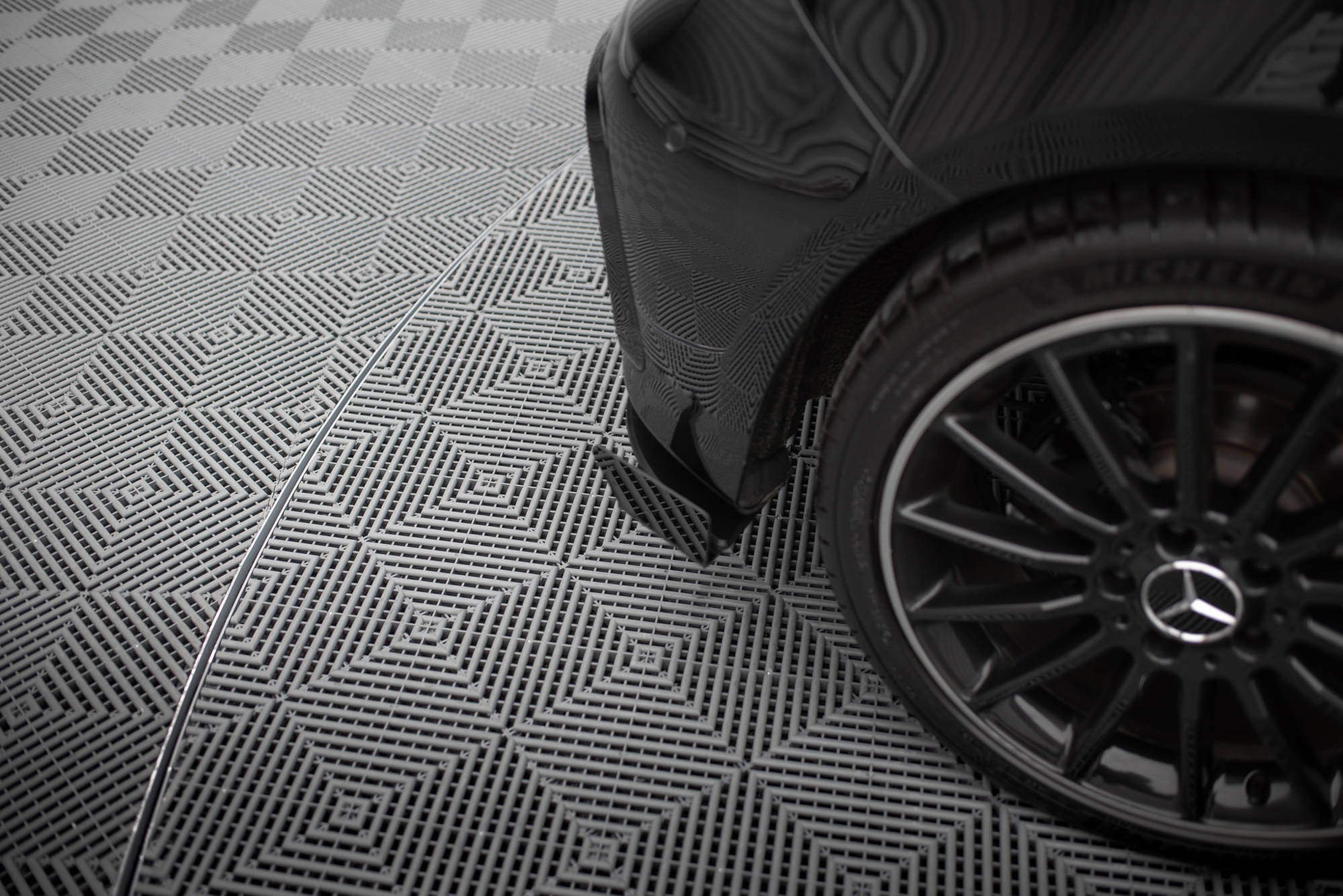 Hintere Seiten Flaps passend für Mercedes A AMG-Line W176 FL schwarz Hochglanz