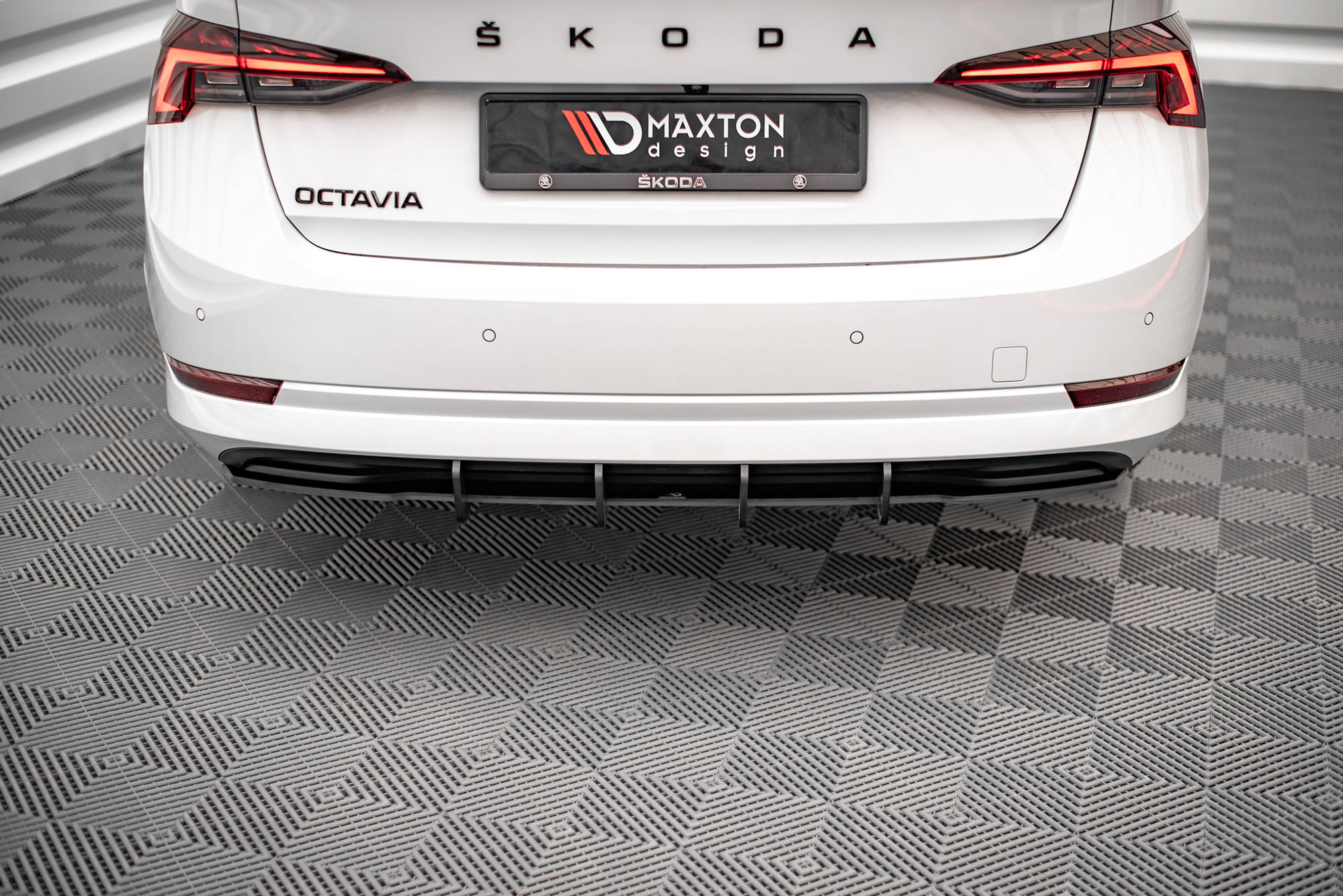 Street Pro Heckschürze Heck Ansatz Diffusor passend für Skoda Octavia Mk4