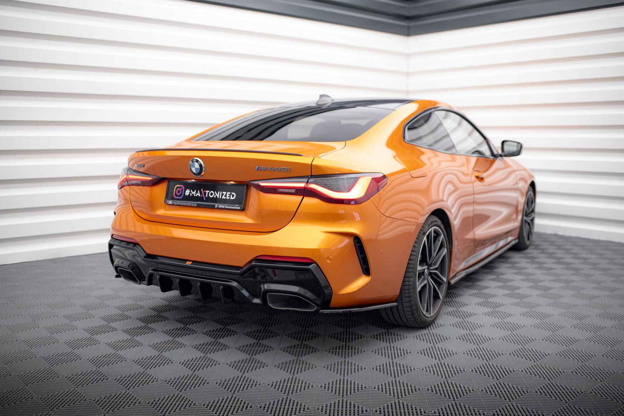 Street+ Heck Ansatz Flaps V.5 passend für BMW 4er M440i G22 / G23 / G22 FL / G23 FL schwarz Hochglanz
