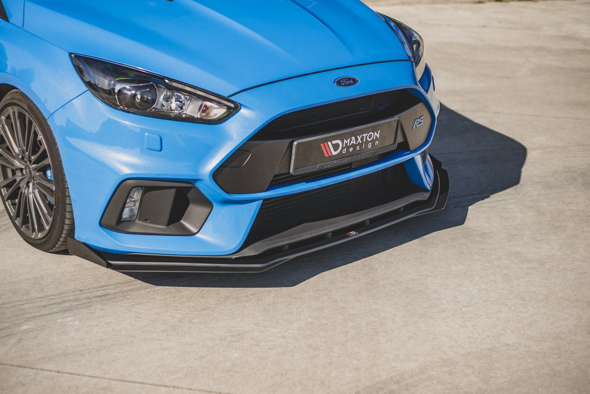 Street Pro Spoilerlippe Front Ansatz + Flaps passend für Ford Focus RS Mk3 rot+ Hochglanz Flaps