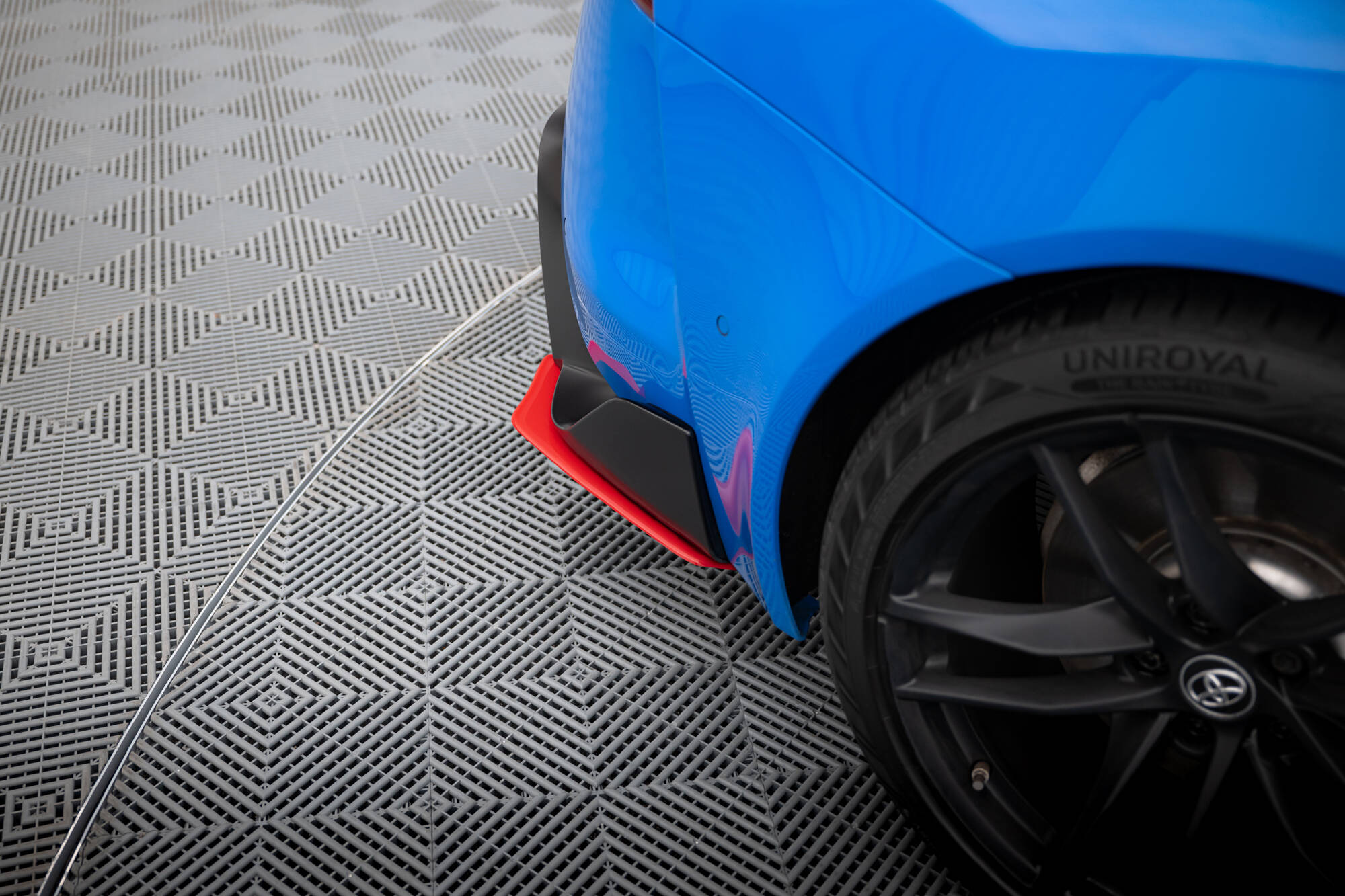 Heck Ansatz Flaps Diffusor V.2 für Toyota Supra Mk5 schwarz Hochglanz
