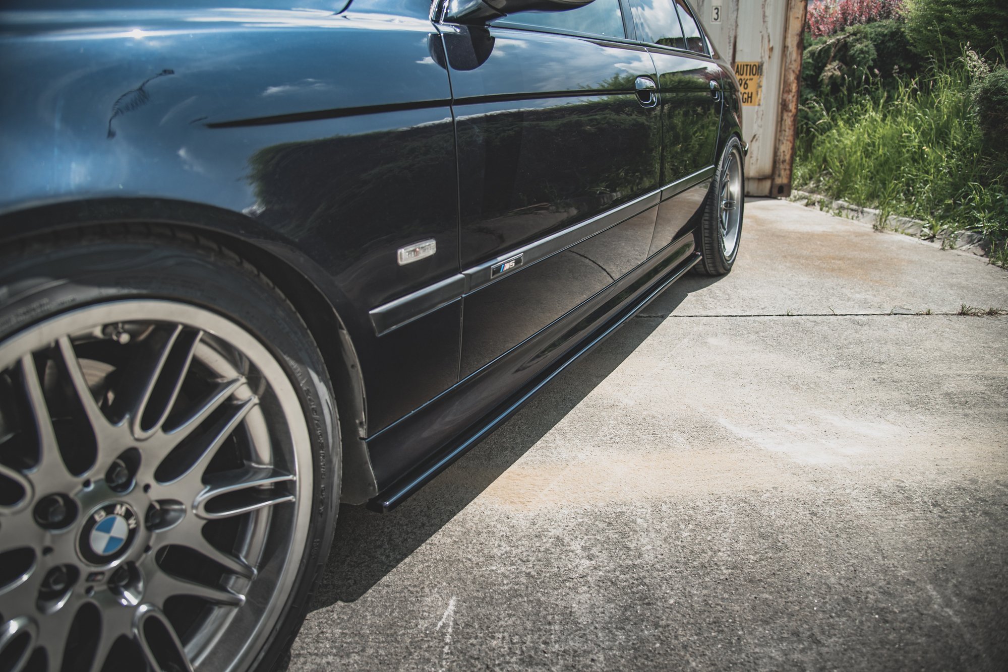 Street+ Seitenschweller Leisten passend für BMW M5 / 5 M-Paket E39 schwarz Hochglanz