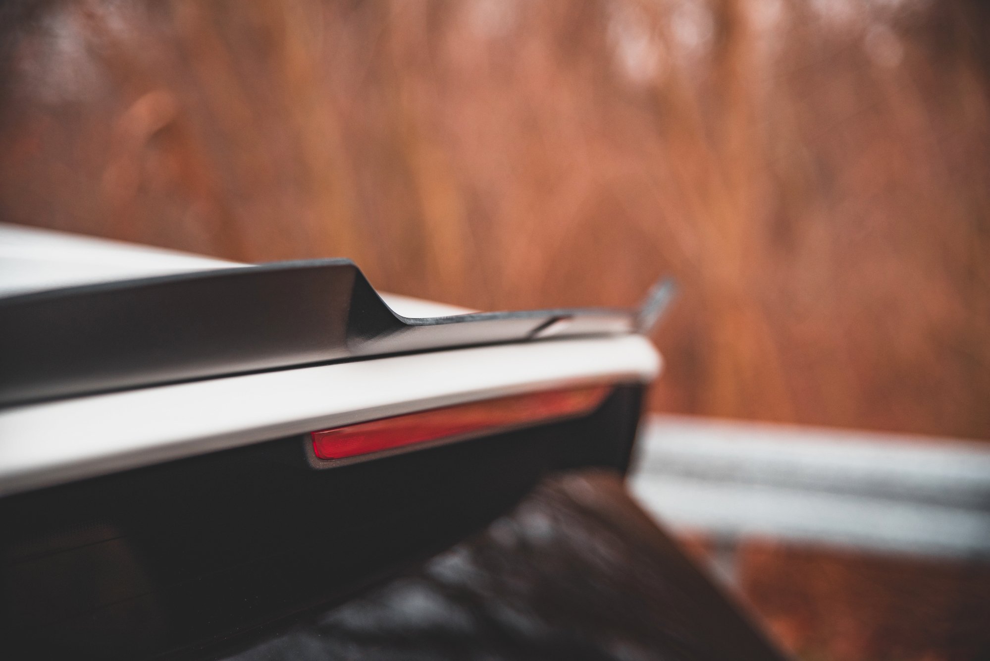 Heck Spoiler Aufsatz Abrisskante V.2 passend für VW Golf GTI / GTE / GTD / R-Line / R Mk8 schwarz Hochglanz