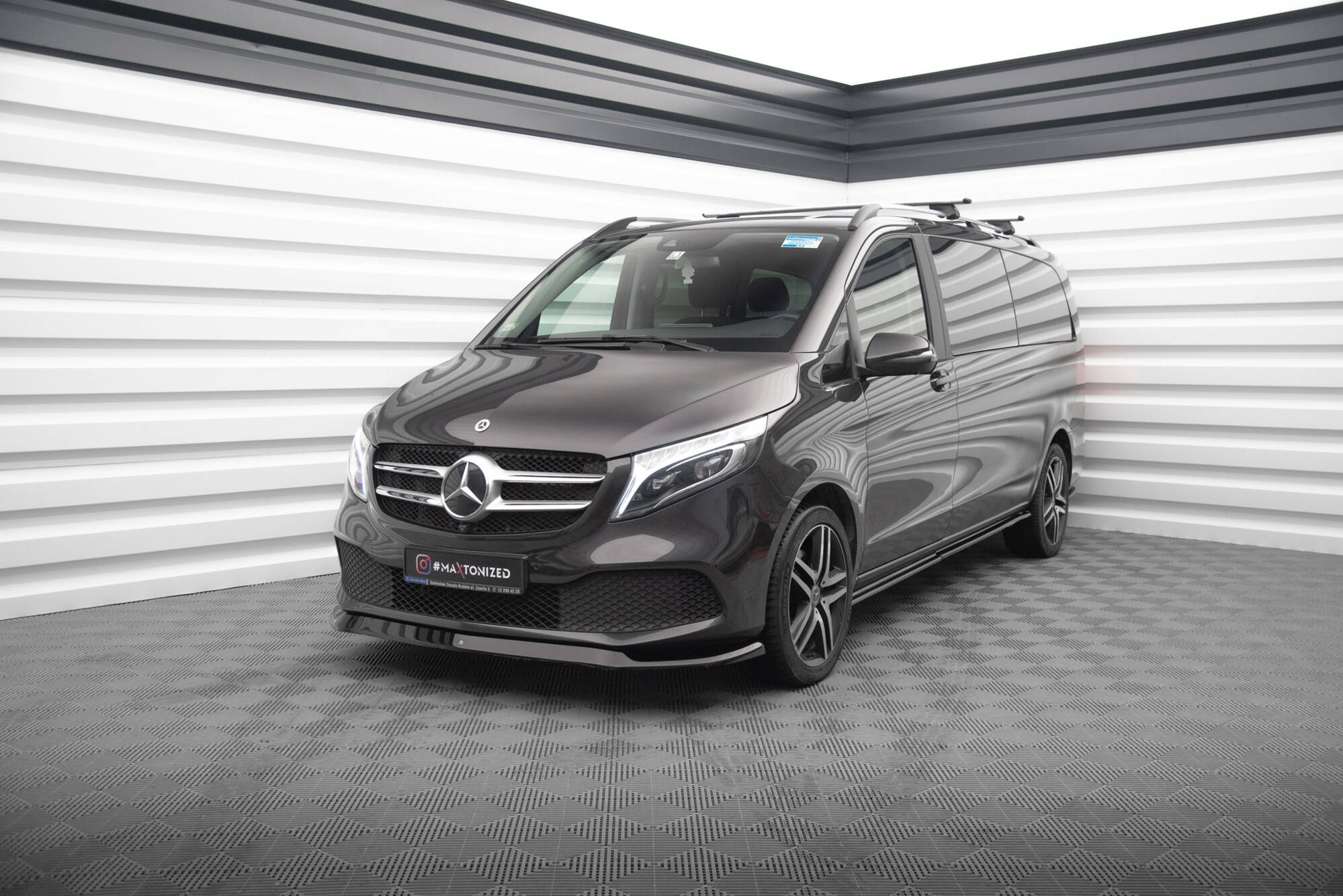 Street+ Spoilerlippe Front Ansatz V.1 passend für Mercedes V-Klasse W447 FL schwarz Hochglanz