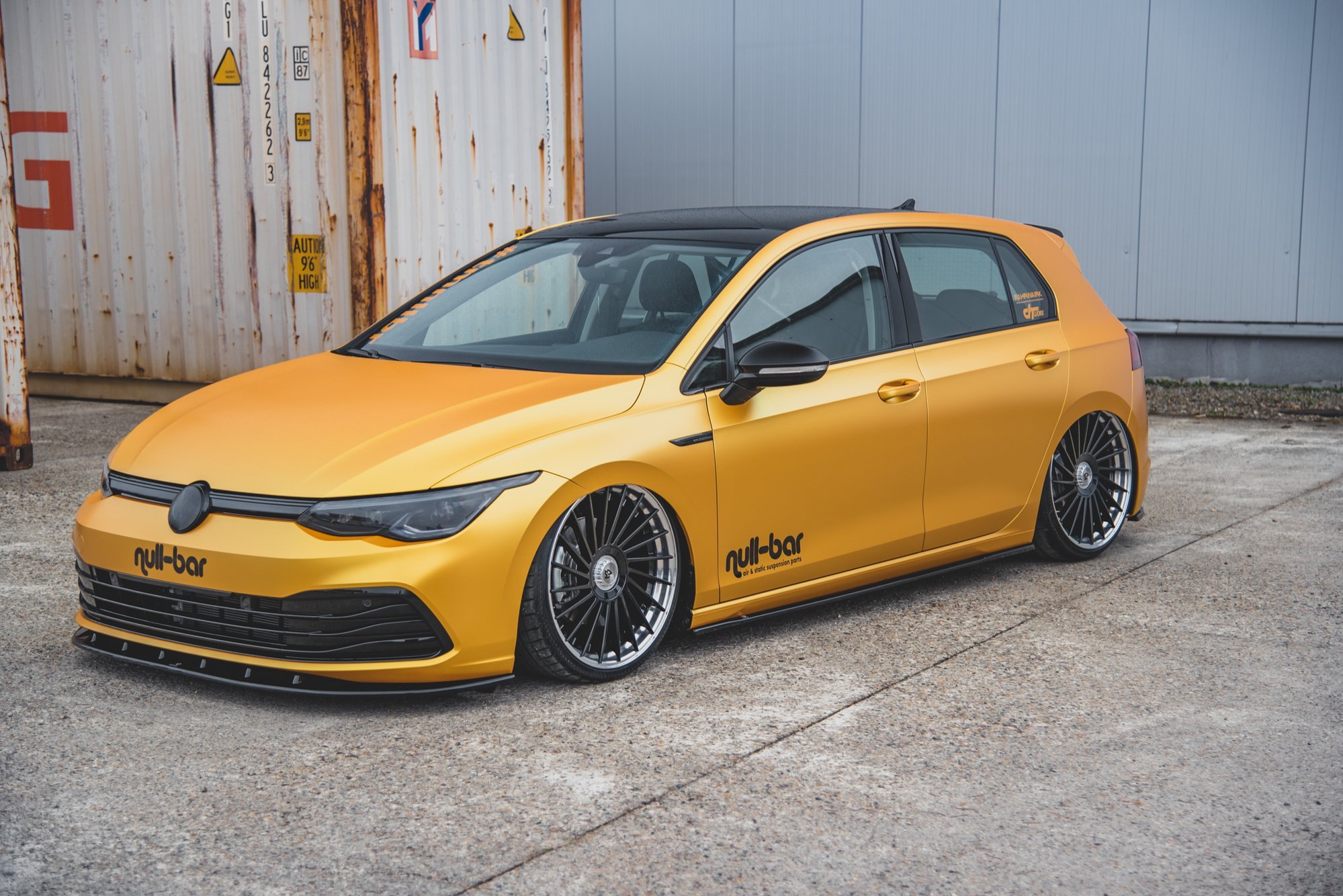 Seitenschweller Ansatz für V.1 für VW Golf Mk8 schwarz Hochglanz