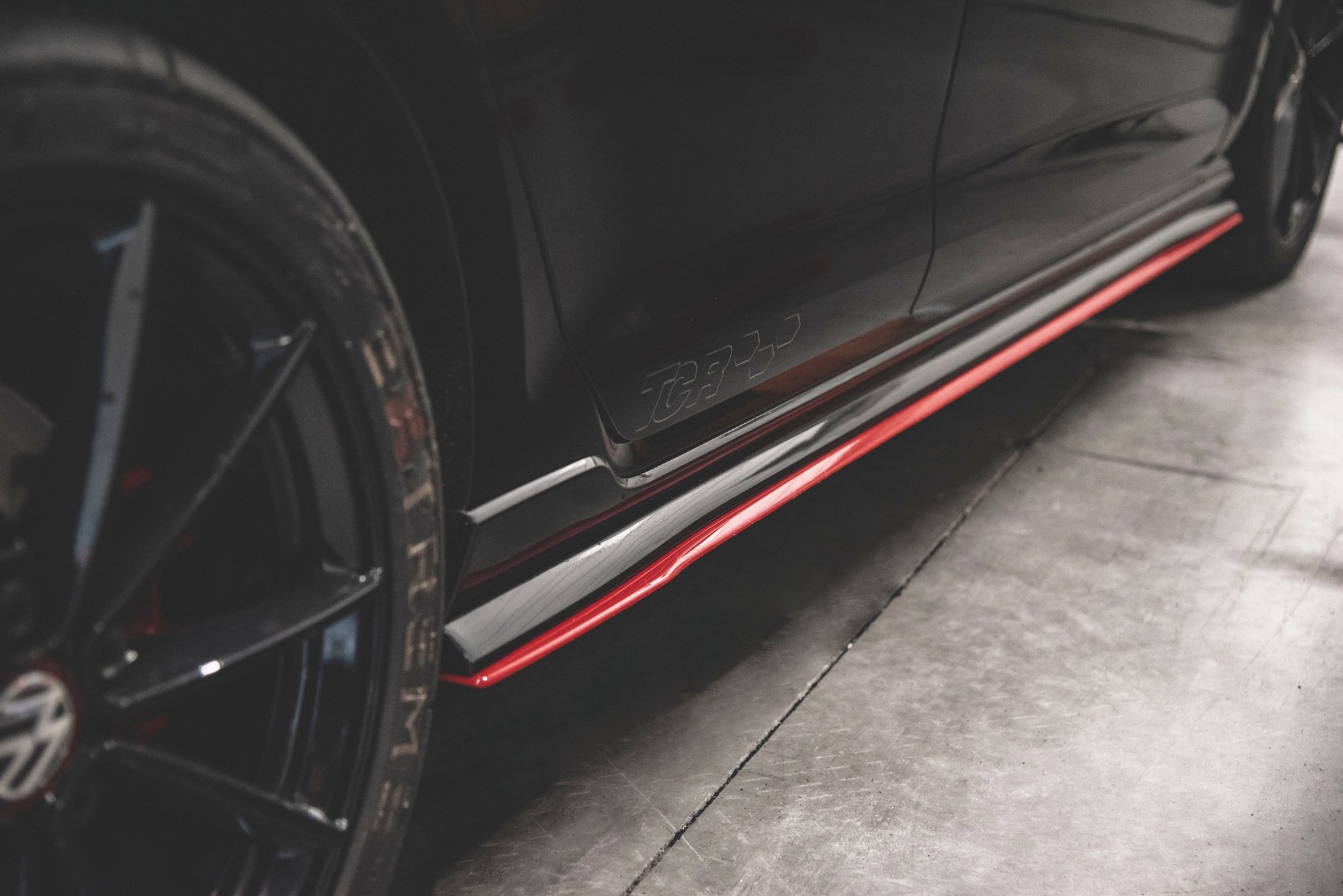Seitenschweller Ansatz für VW Golf GTI TCR Mk7 schwarz Hochglanz