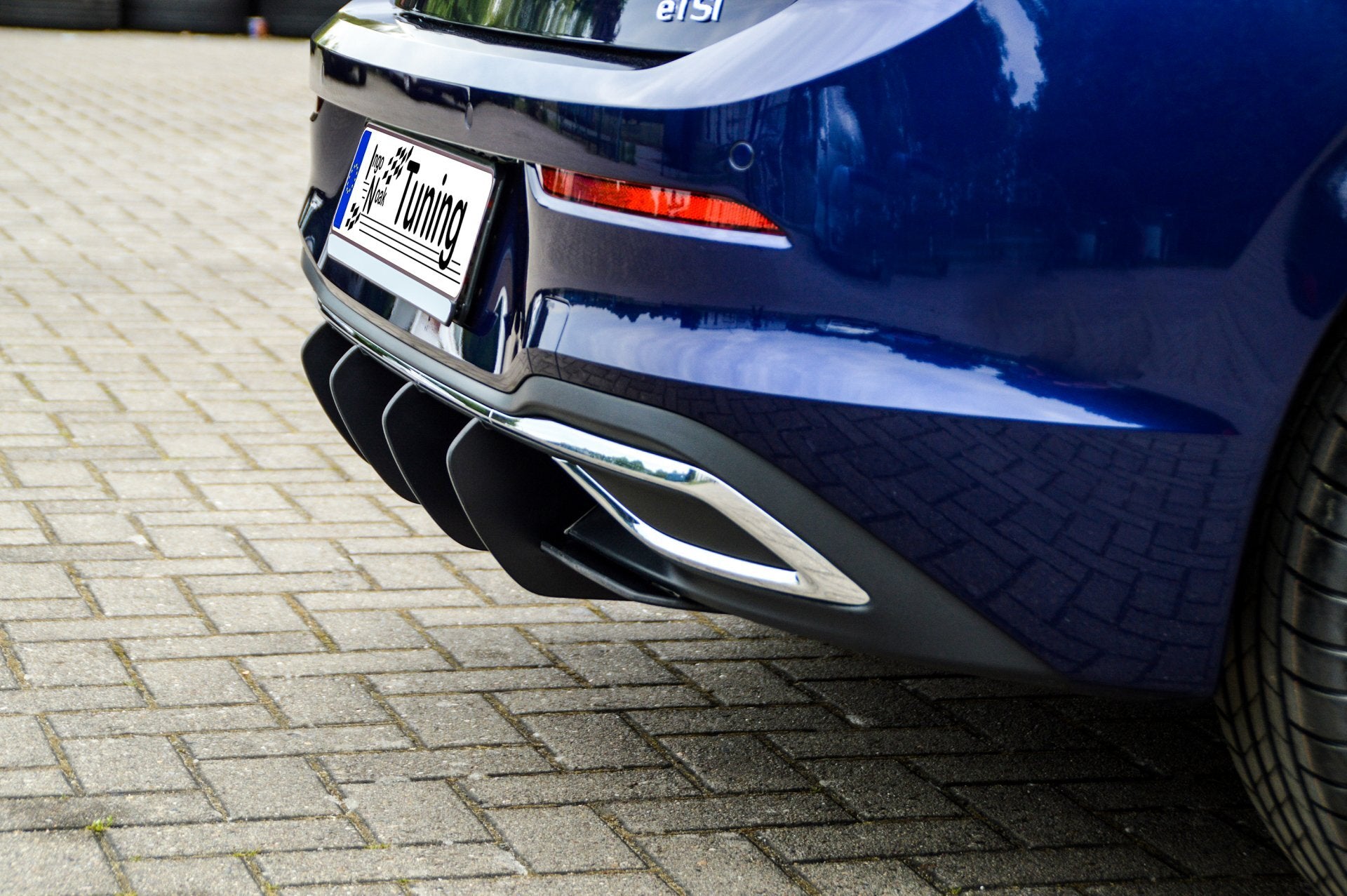 Bodykit für VW Golf 8 Bj.12/2019- (Schwarz Matt)