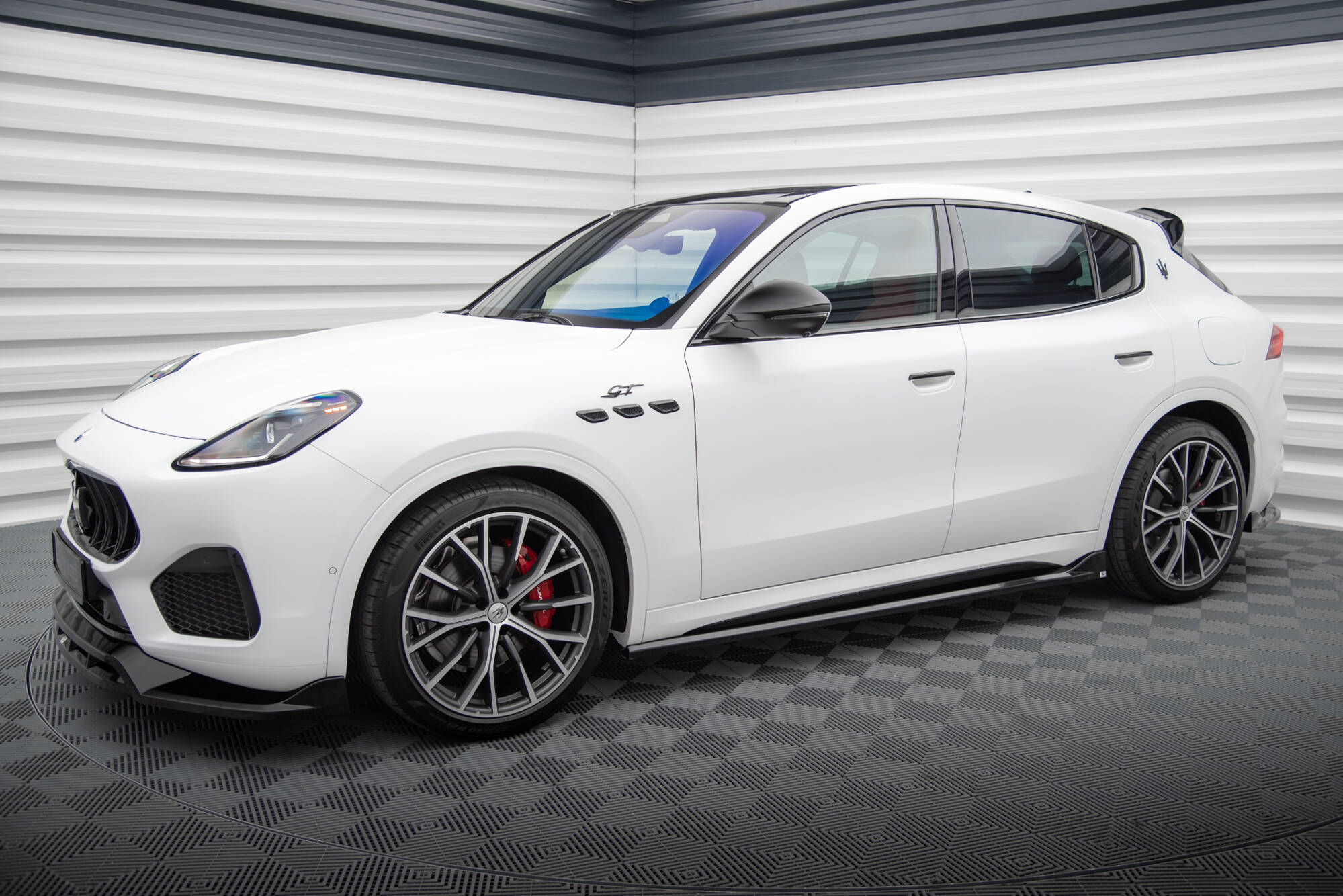 Seitenschweller Ansatz Paar passend für Maserati Grecale GT / Modena Mk1 schwarz Hochglanz