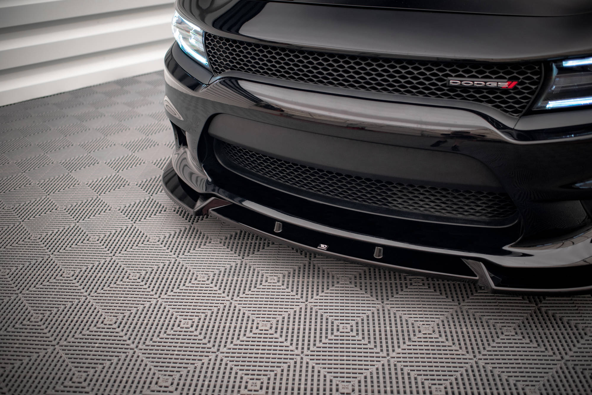 Street+ Spoilerlippe Front Ansatz V.2 passend für Dodge Charger SRT Mk7 FL schwarz Hochglanz