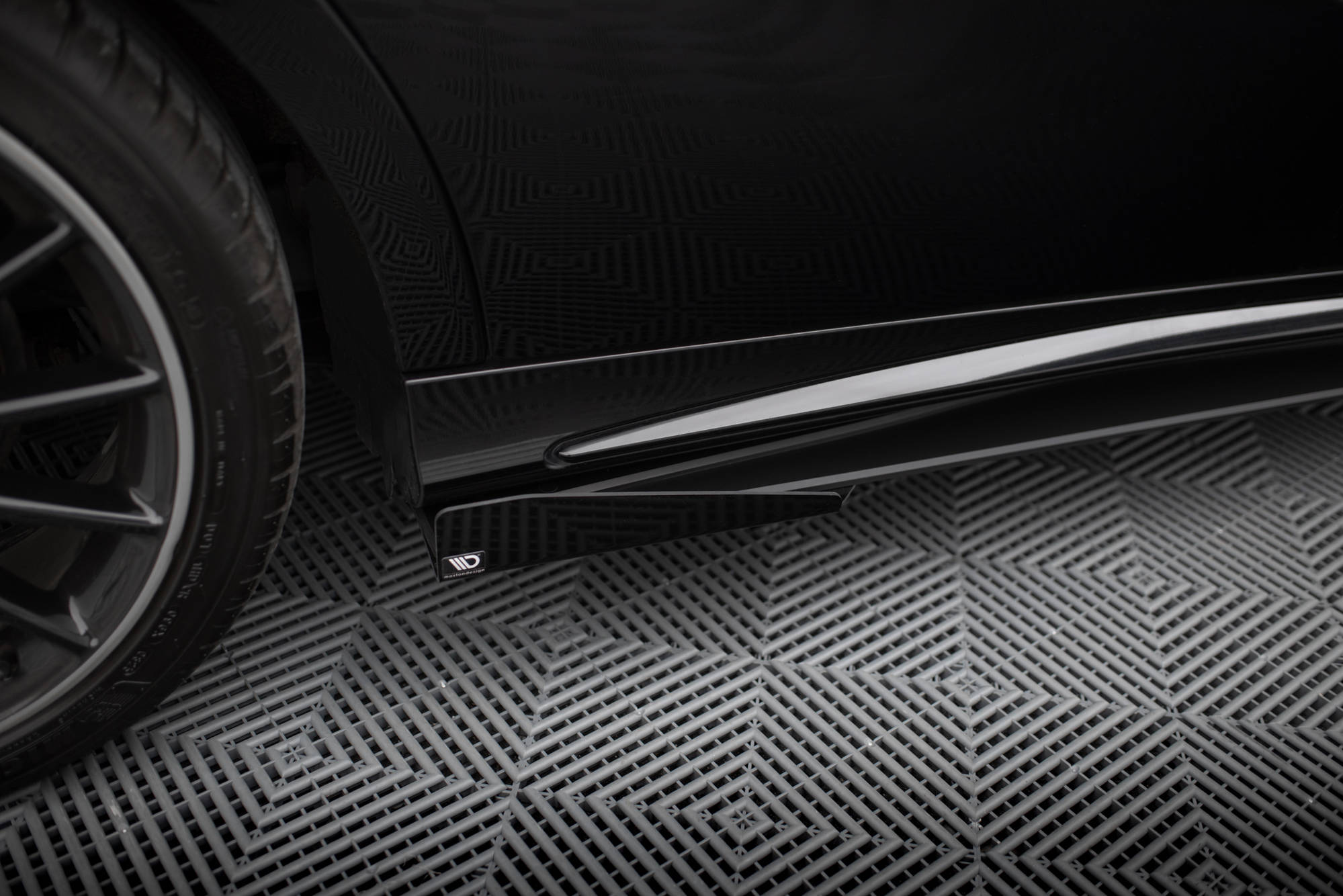 Seitenschweller Flaps passend für Mercedes A AMG-Line W176 FL schwarz Hochglanz