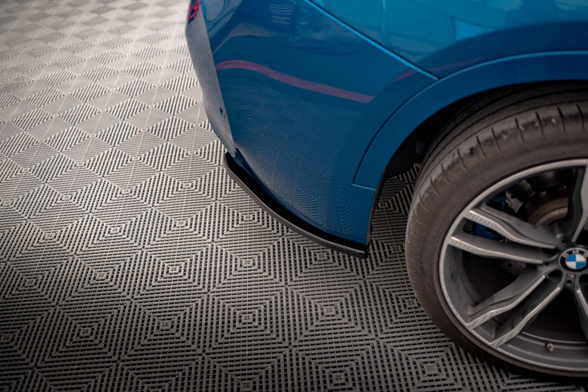 Street+ Heck Ansatz Flaps passend für BMW X6 M F86 schwarz Hochglanz