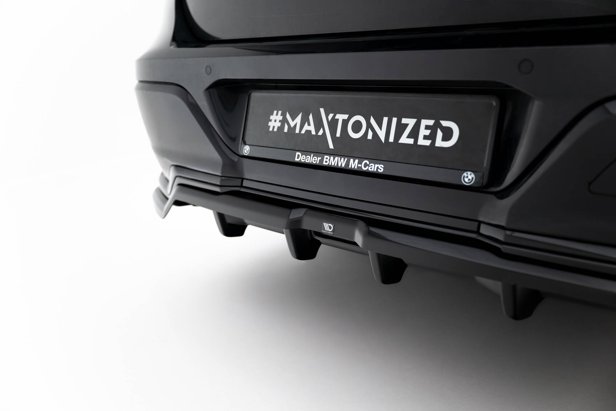 Street+ Mittlerer Diffusor RACE Heck Ansatz passend für BMW 7 M-Paket G70 schwarz Hochglanz