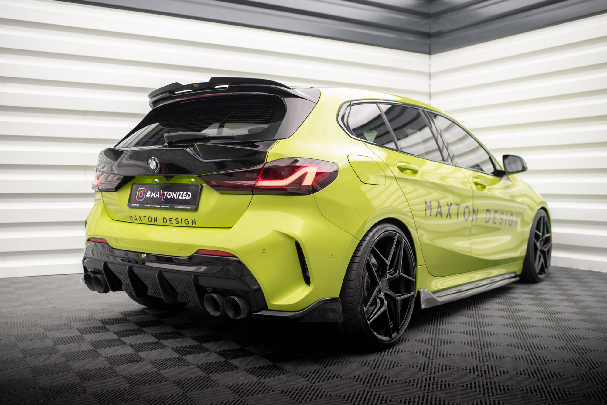 Street+ Heck Ansatz Diffusor V.3 passend für BMW 1er F40 M-Paket/ M135i / 128ti schwarz Hochglanz