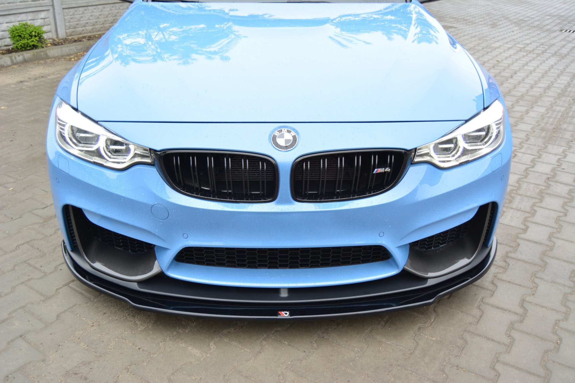 Front Ansatz für BMW M4 F82 M-performance schwarz Hochglanz