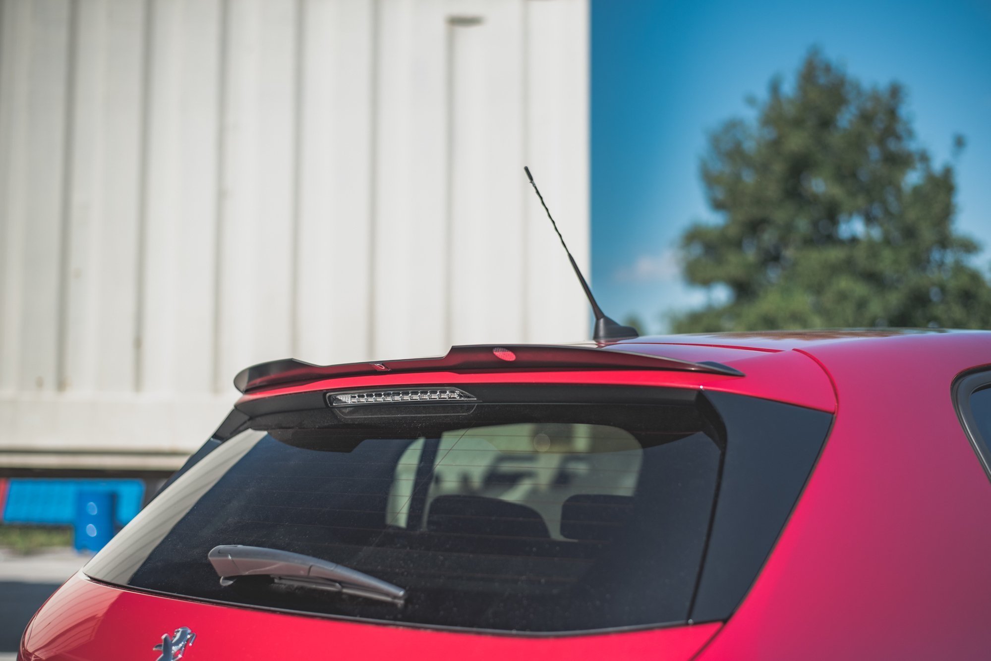 Heck Spoiler Aufsatz Abrisskante passend für Peugeot 308 GT Mk2 FL schwarz Hochglanz